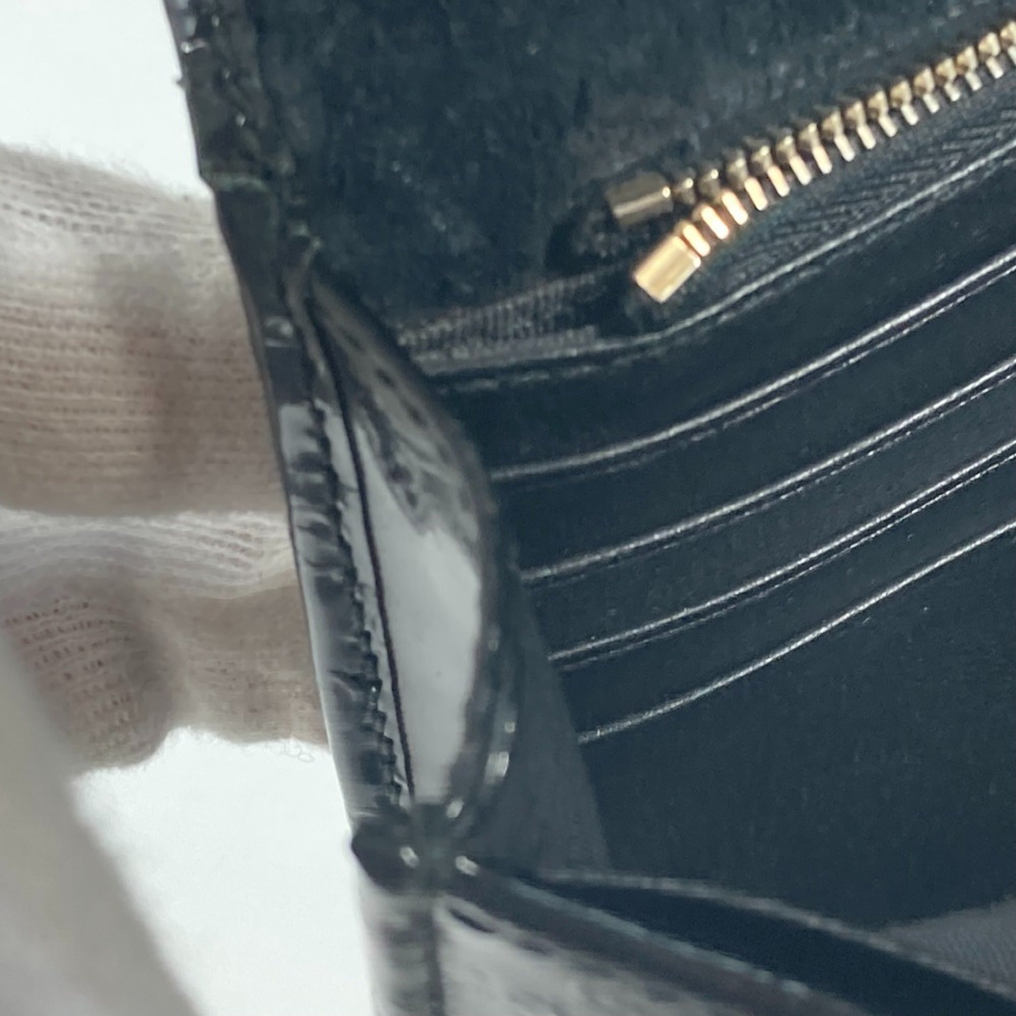 Gucci Black Chain/Shoulder Wallet (Pre-Owned)