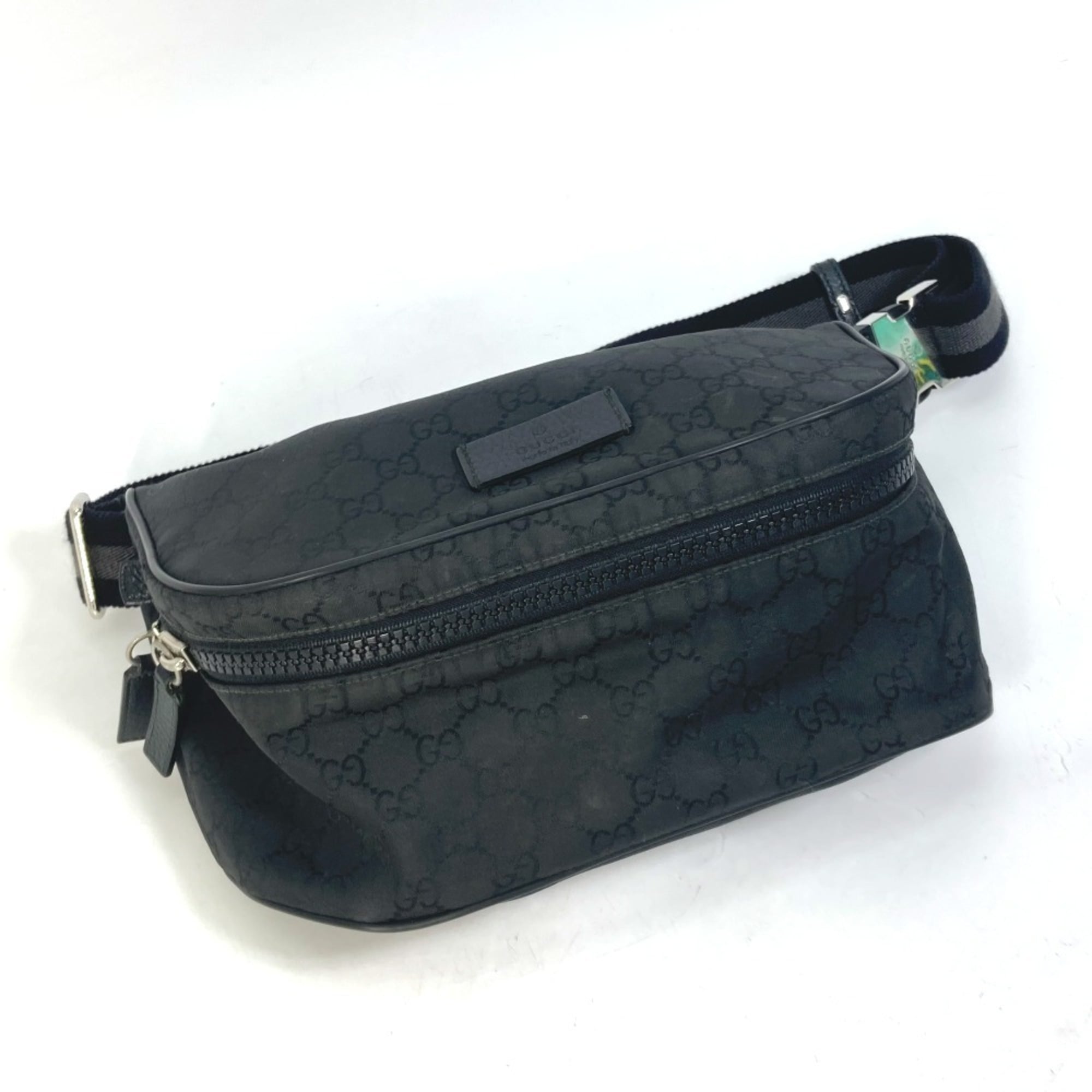 Gucci Black Nylon Fanny Pack (Pre-Owned)