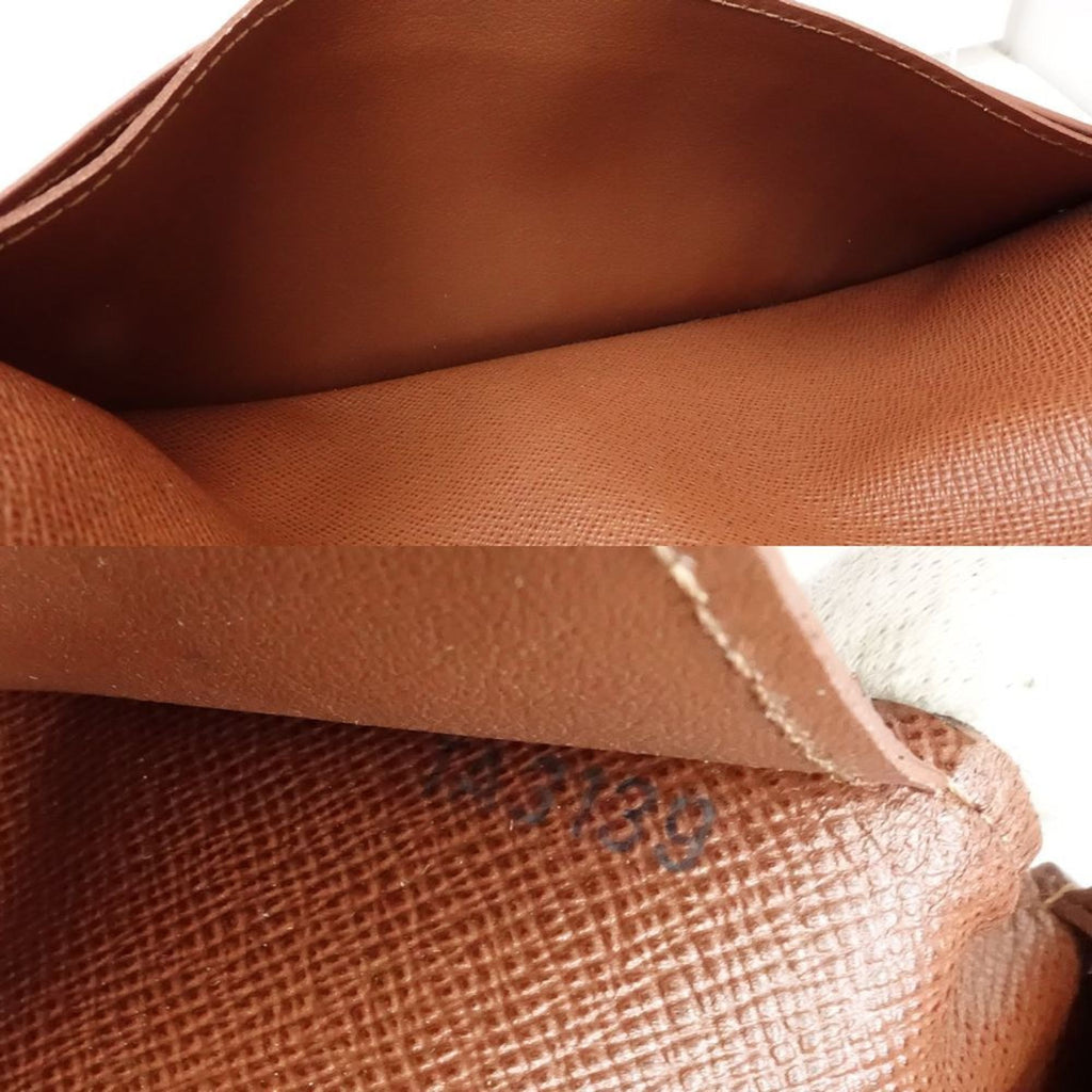 Louis Vuitton Brown Monogram Monogram Long Wallet (Bi-Fold) (Pre-Owned)