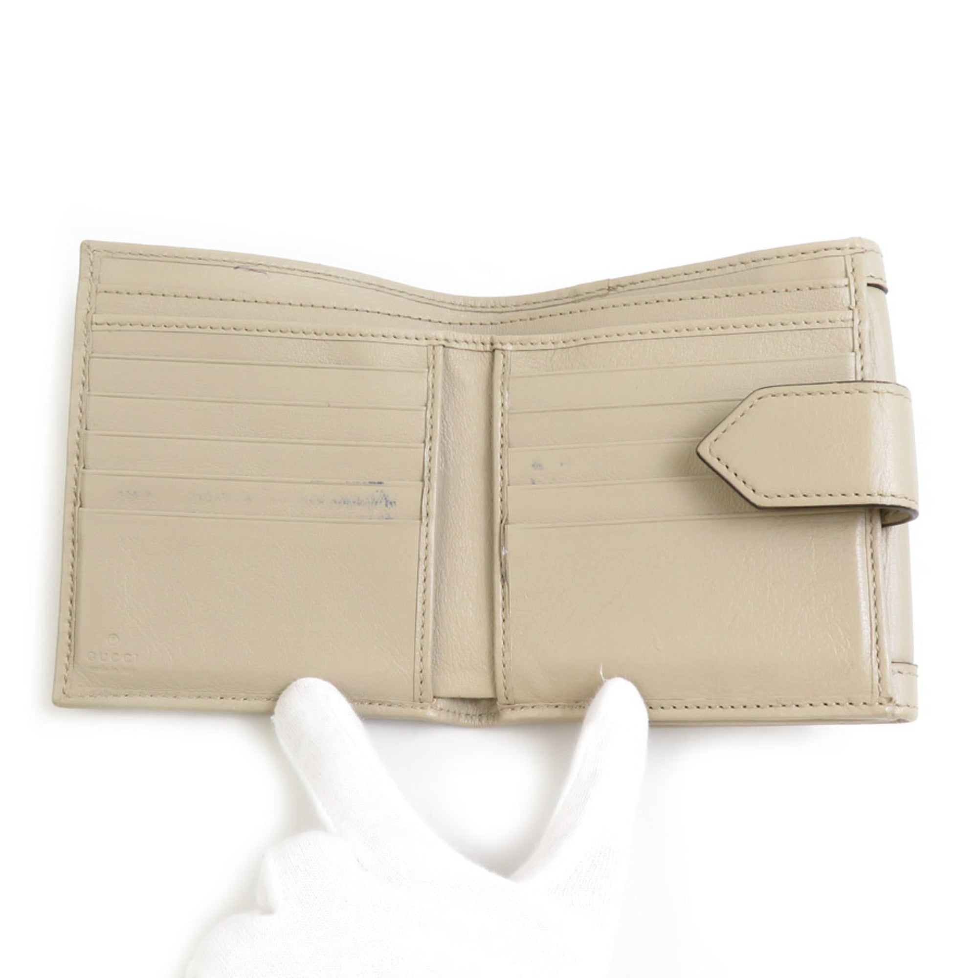 Gucci Beige Leather Wallet (Bi-Fold) (Pre-Owned)
