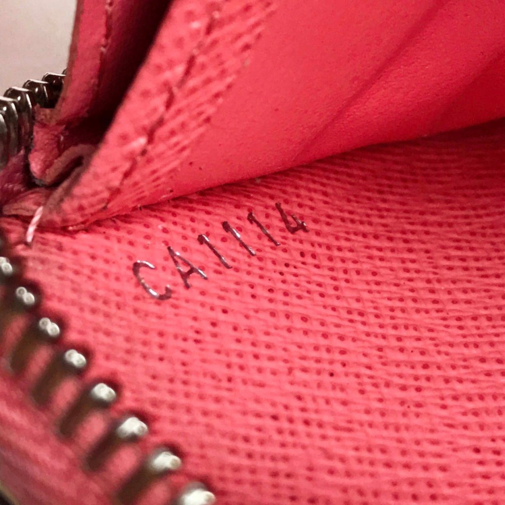 Louis Vuitton Pink Leather Long Wallet (Bi-Fold) (Pre-Owned)