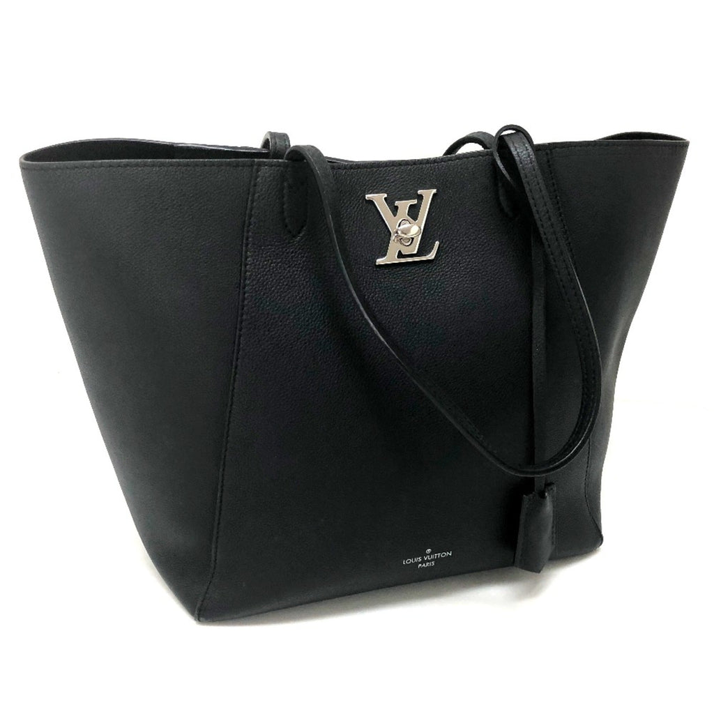 Louis Vuitton Black Leather Shoulder Bag (Pre-Owned)