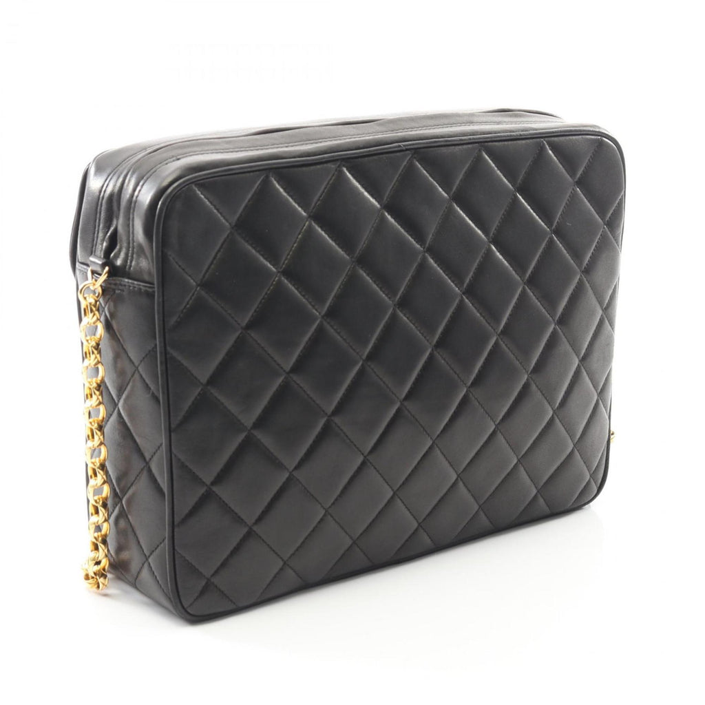 Chanel Black Leather Shoulder Bag (Pre-Owned)