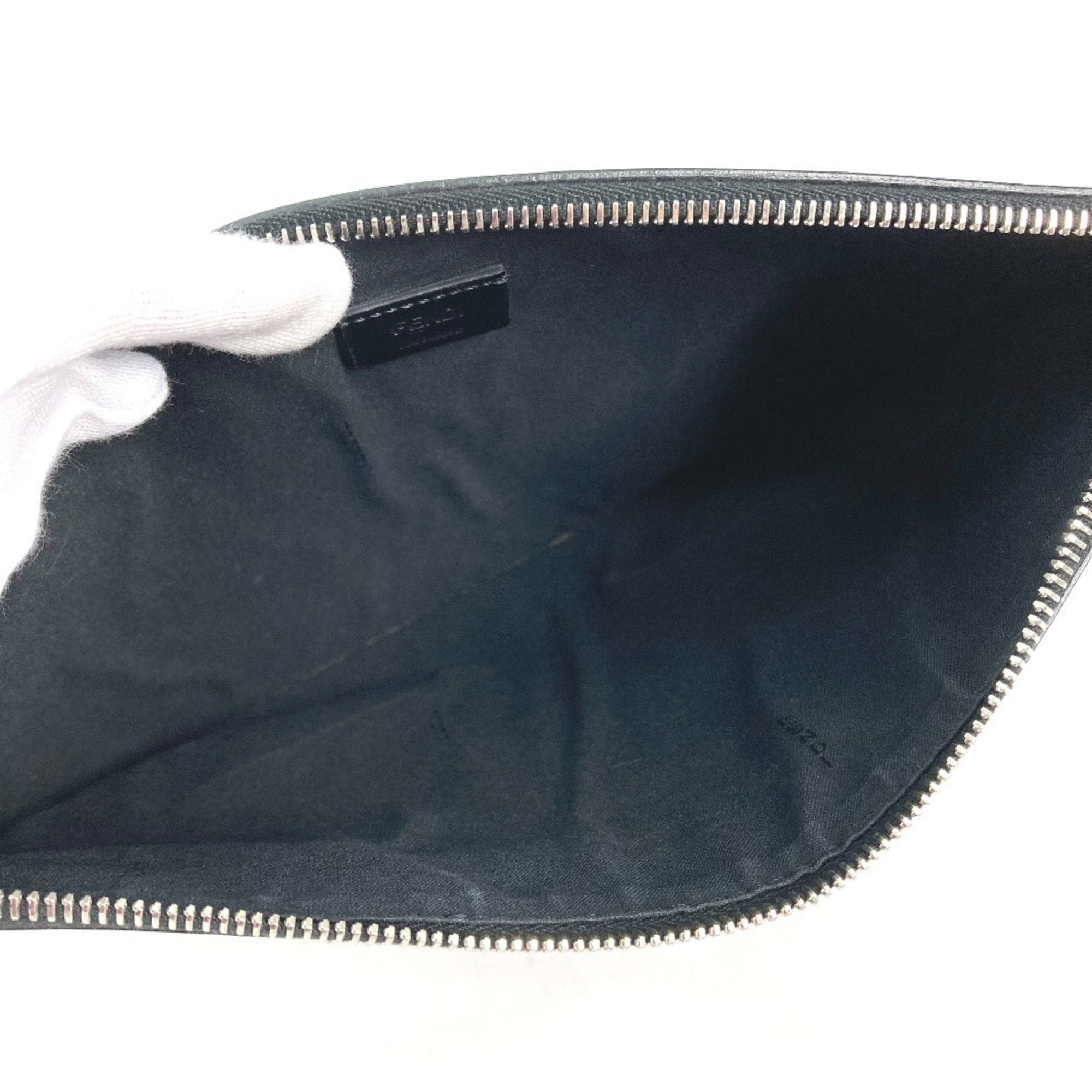 Fendi Black Leather Clutch Bag (Pre-Owned)