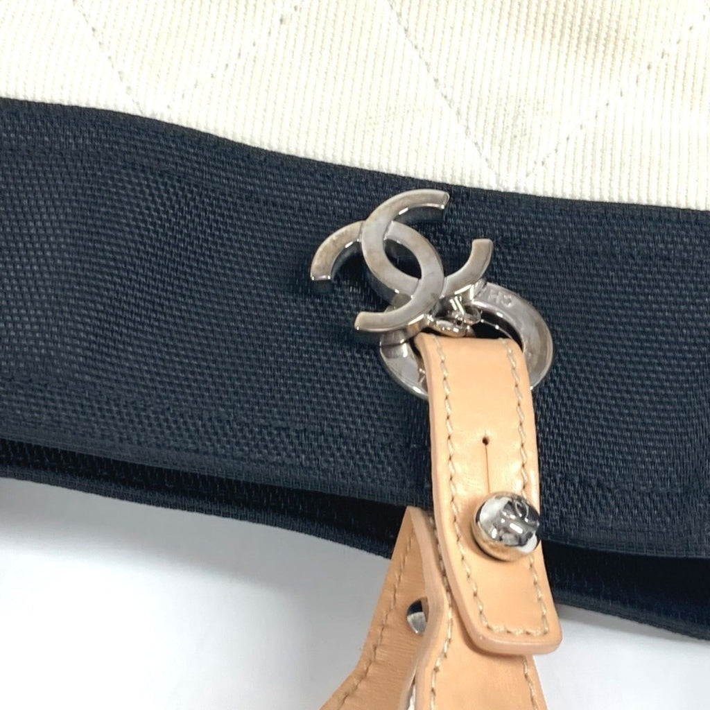 Chanel Black White Canvas Shoulder Bag Tote Bag (Pre-Owned)