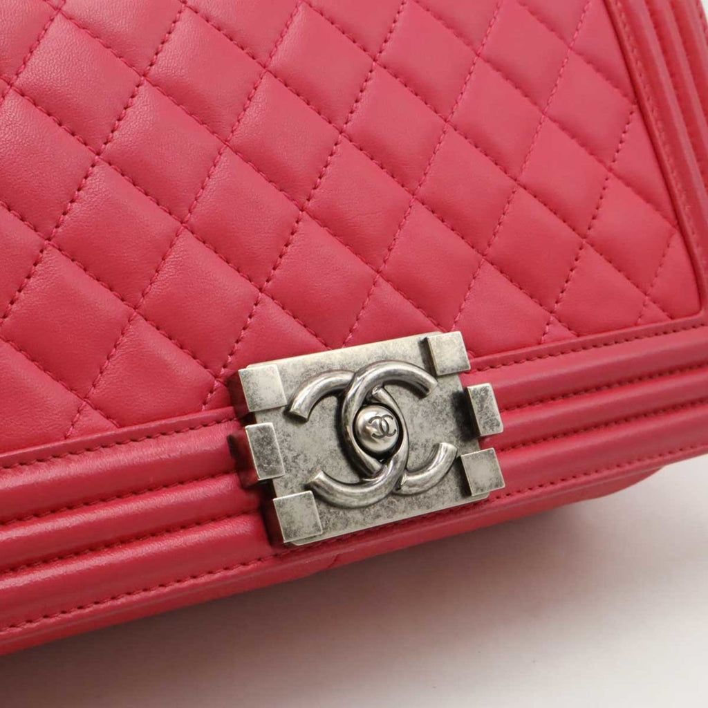 Chanel Pink Grained Calfskin Shoulder Bag (Pre-Owned)