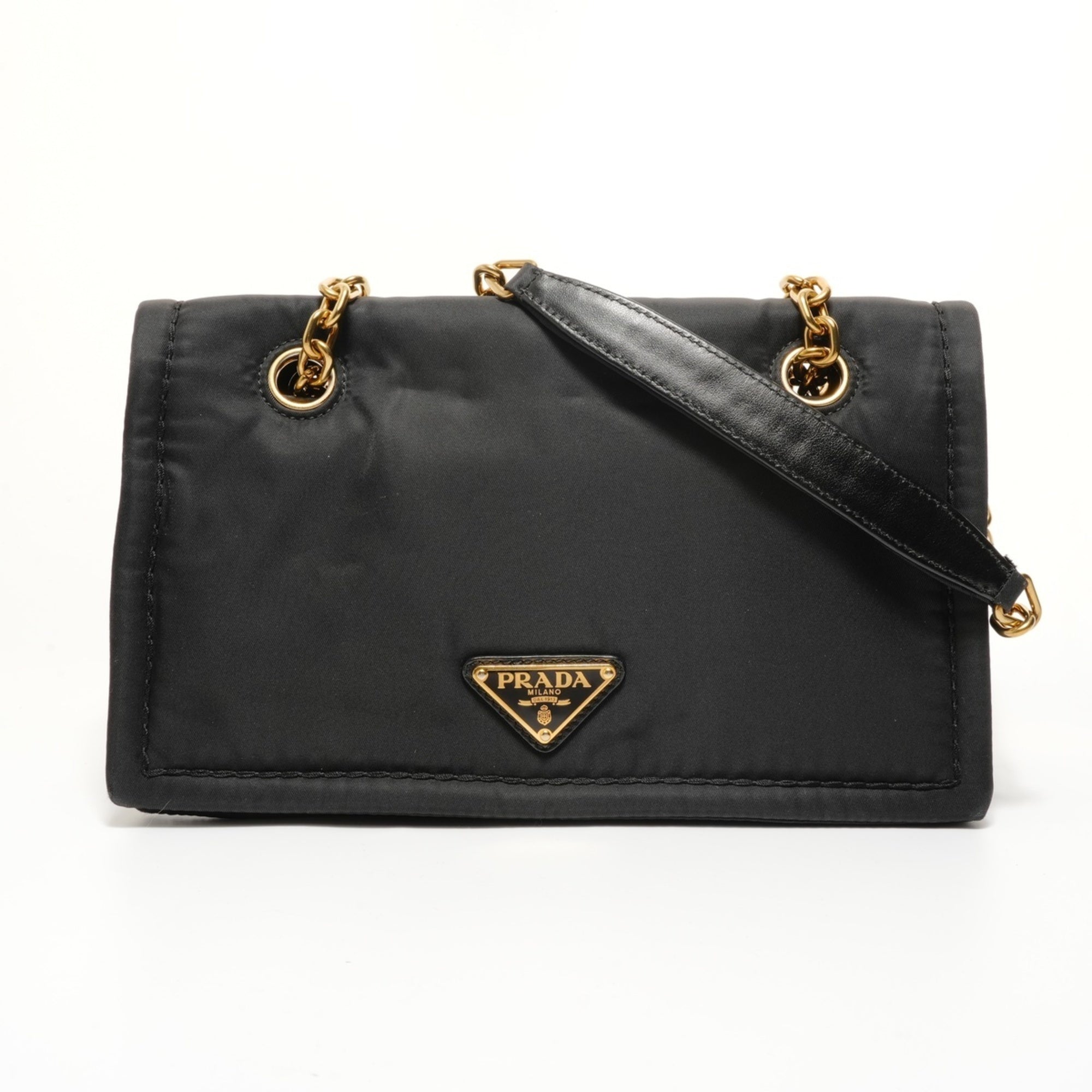 Prada Black Nylon Shoulder Bag (Pre-Owned)