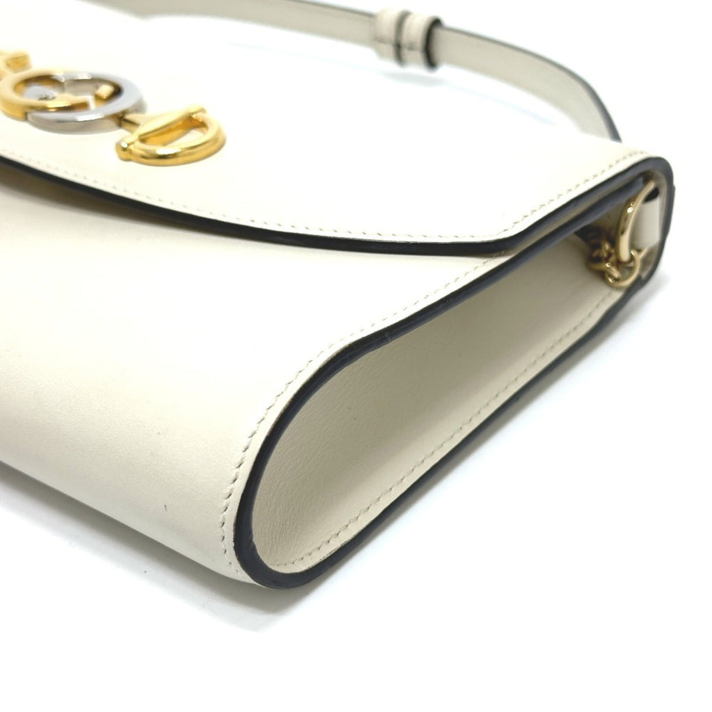Gucci Off-White Leather Shoulder Bag (Pre-Owned)