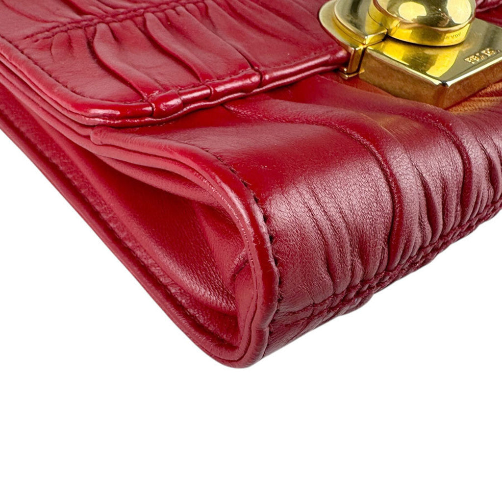Prada Red Color Leather Shoulder Bag (Pre-Owned)
