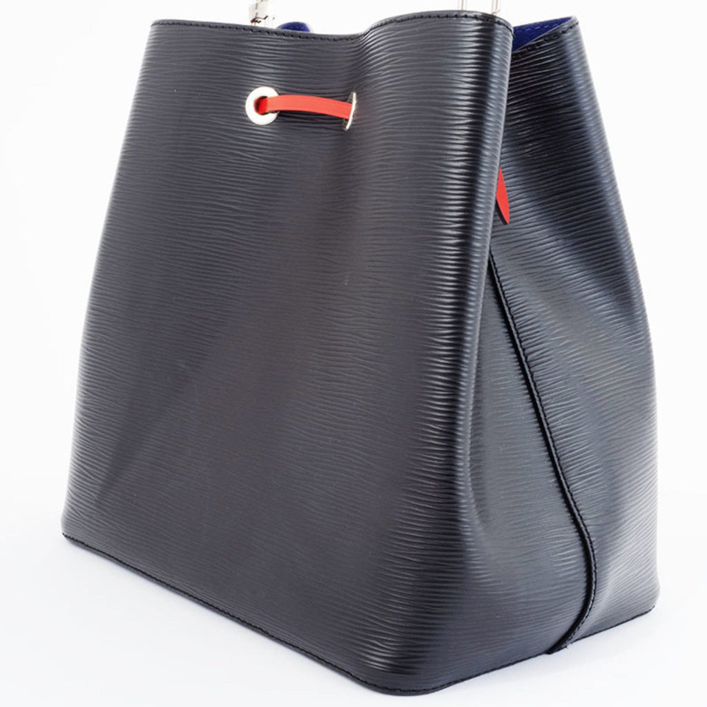 Louis Vuitton Epi Noir Epi Leather Shoulder Bag (Pre-Owned)