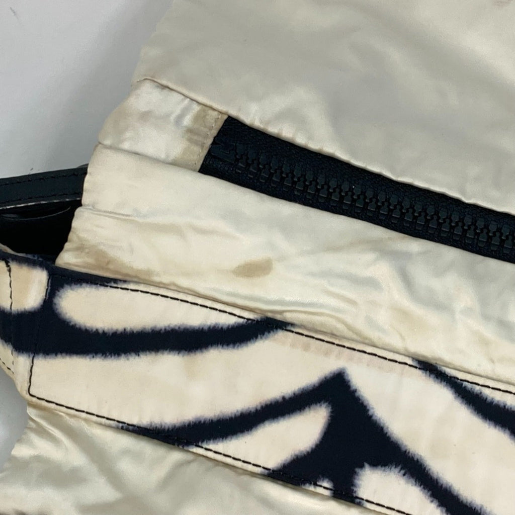 Chanel Sport Black White Nylon Messenger Bag Shoulder Bag (Pre-Owned)