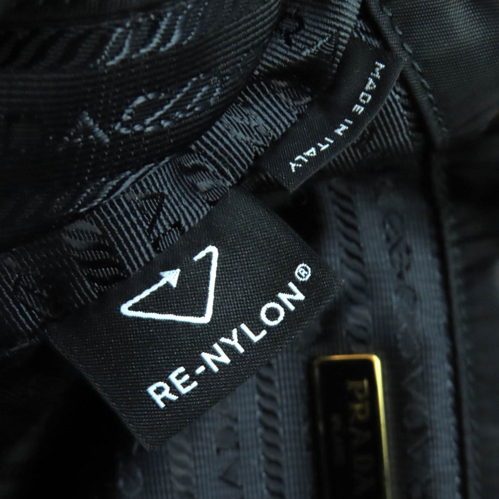Prada Black Nylon Leather Shoulder Bag (Pre-Owned)