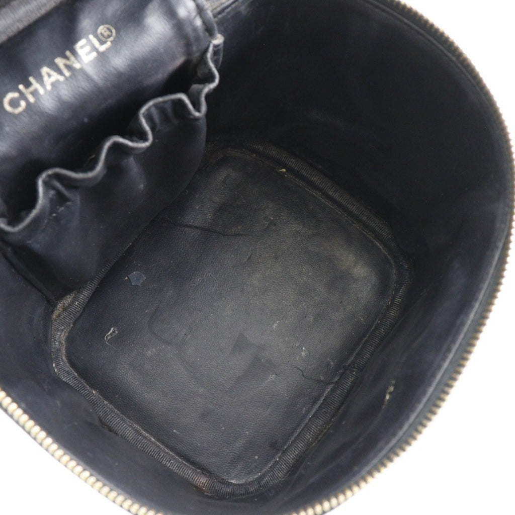 Chanel Caviar Skin Black Caviar Leather Handbag (Pre-Owned)