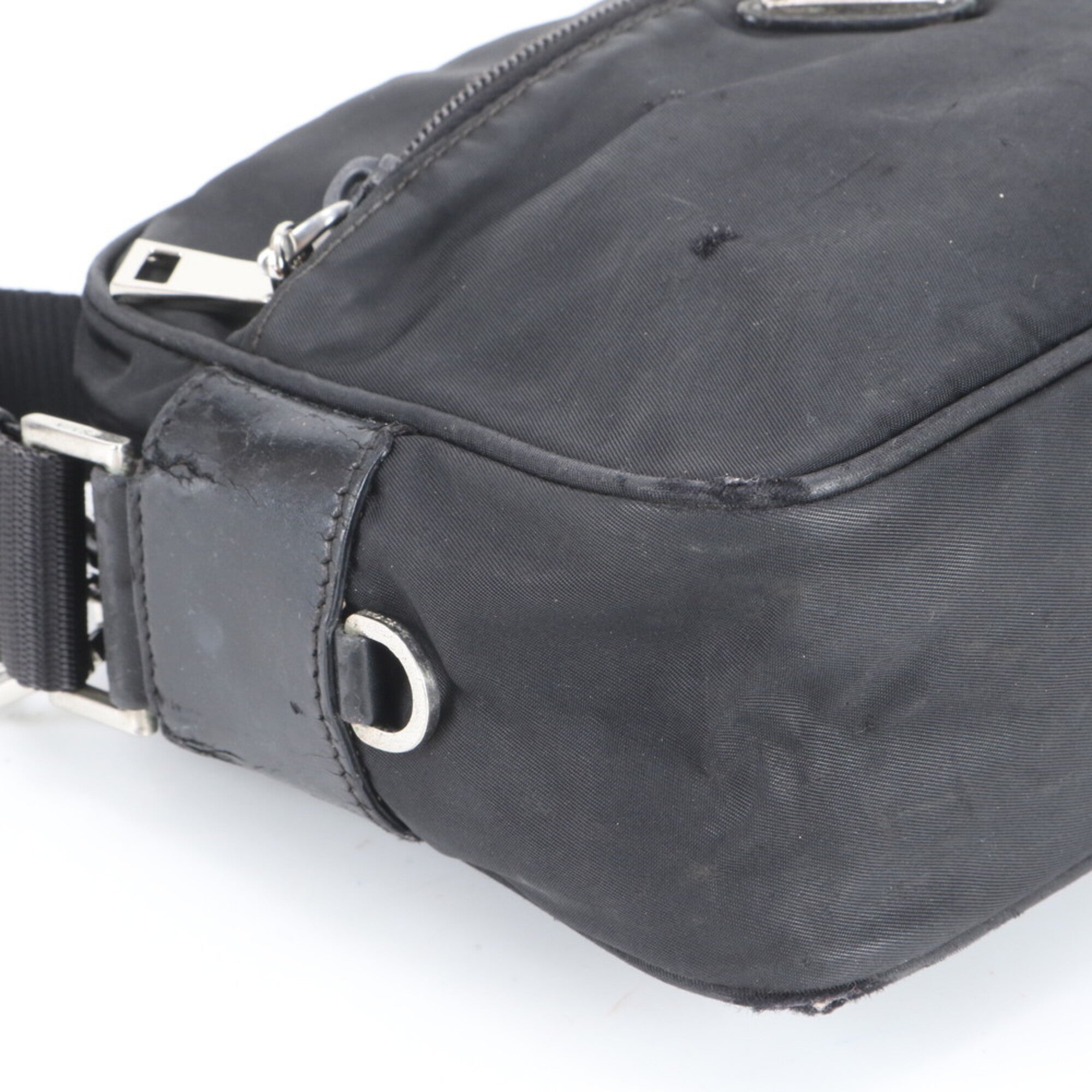 Prada Black Nylon Leather Shoulder Bag (Pre-Owned)