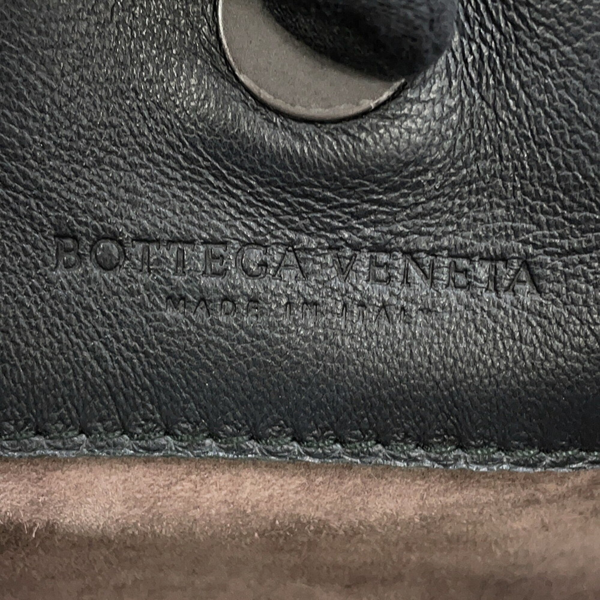 Bottega Veneta Intrecciato Black Leather Handbag (Pre-Owned)