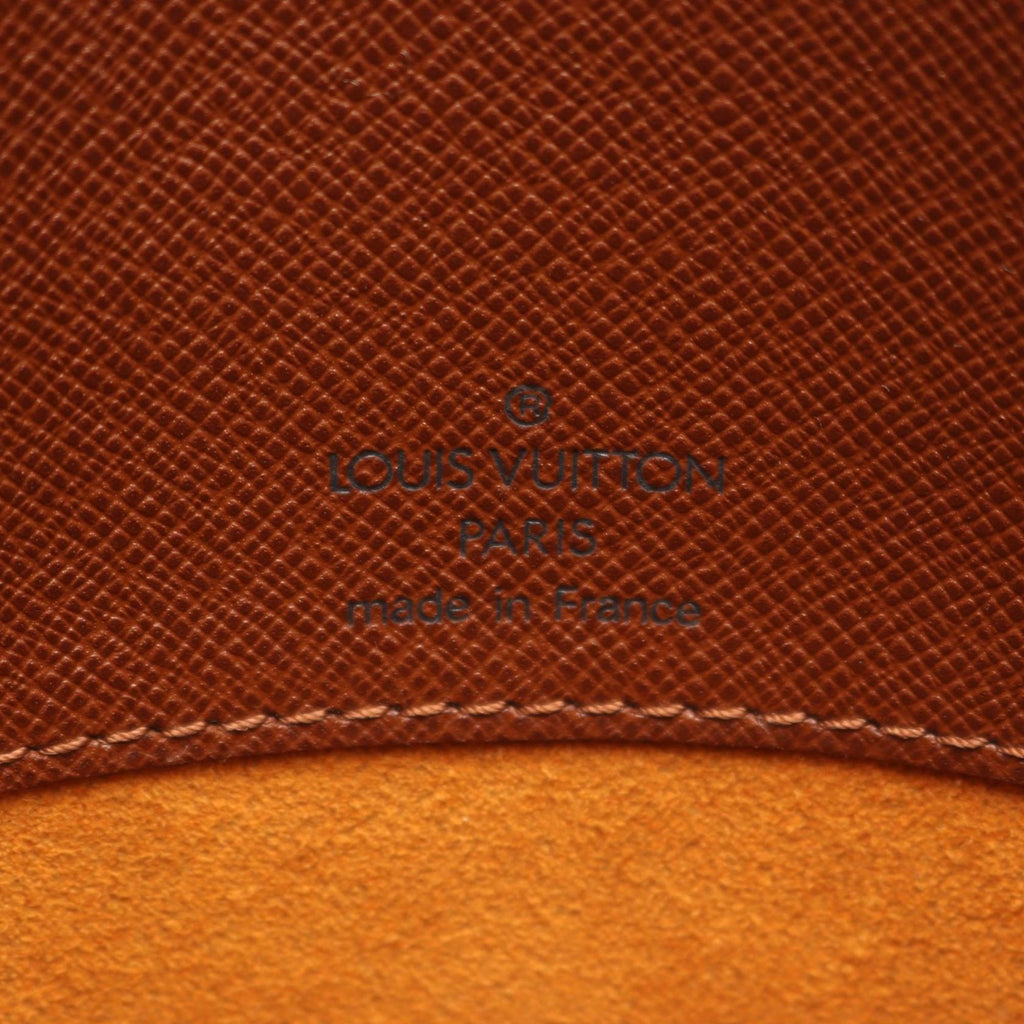 Louis Vuitton Brown Monogram Monogram Shoulder Bag (Pre-Owned)