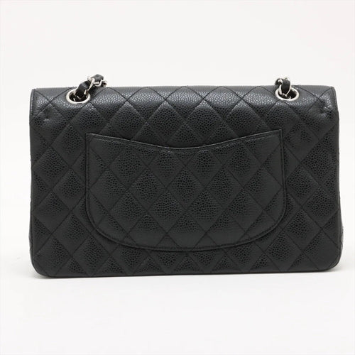 Chanel Matelasse Black Leather Shoulder Bag (Pre-Owned)