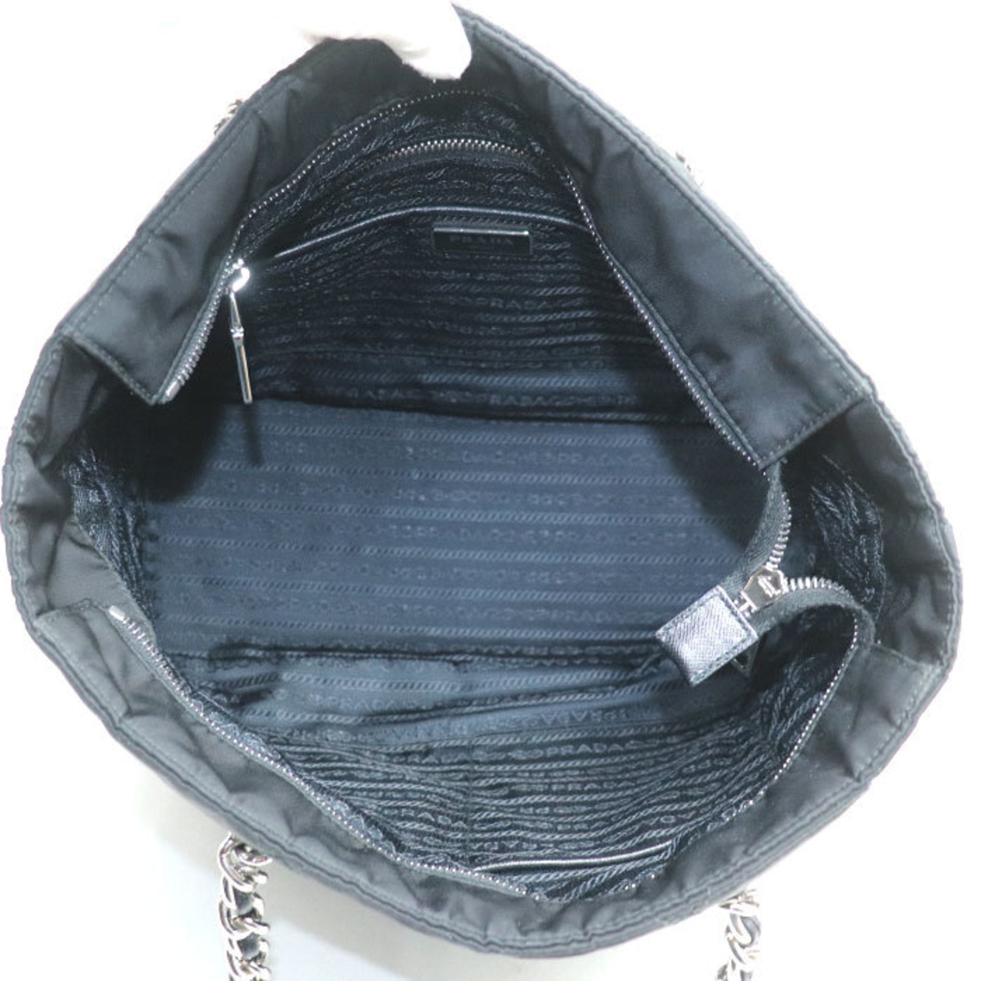 Prada Black Nylon Tote Bag (Pre-Owned)