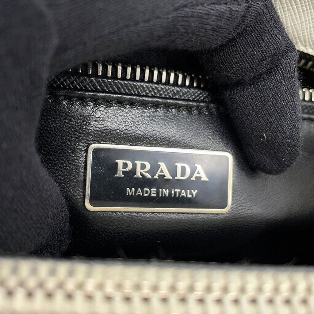 Prada Black White Leather Handbag Shoulder Bag (Pre-Owned)