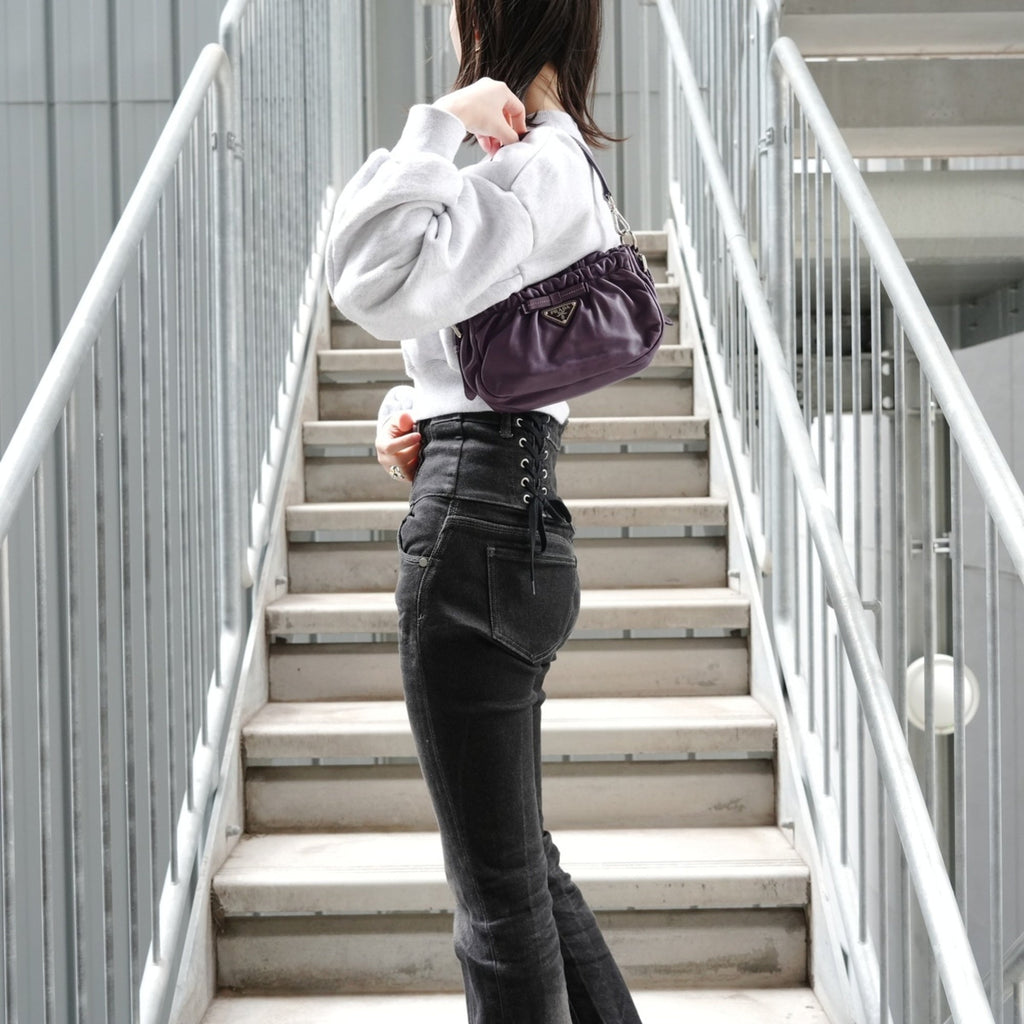 Prada Purple Leather Shoulder Bag (Pre-Owned)