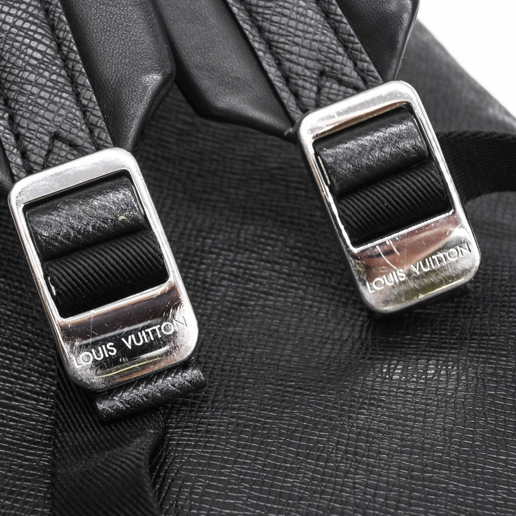 Louis Vuitton Taiga Black Taiga Leather Backpack (Pre-Owned)