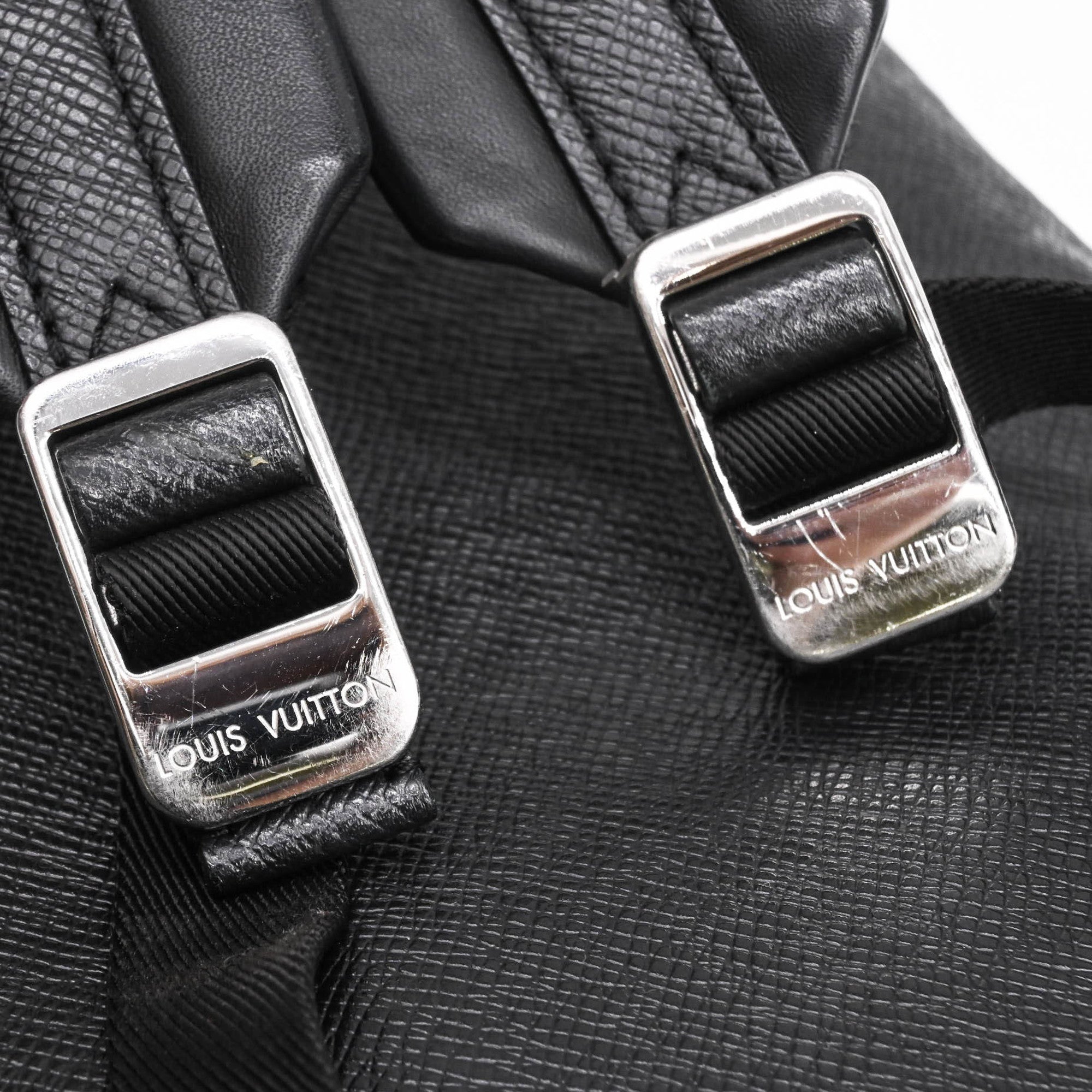 Louis Vuitton Taiga Black Taiga Leather Backpack (Pre-Owned)