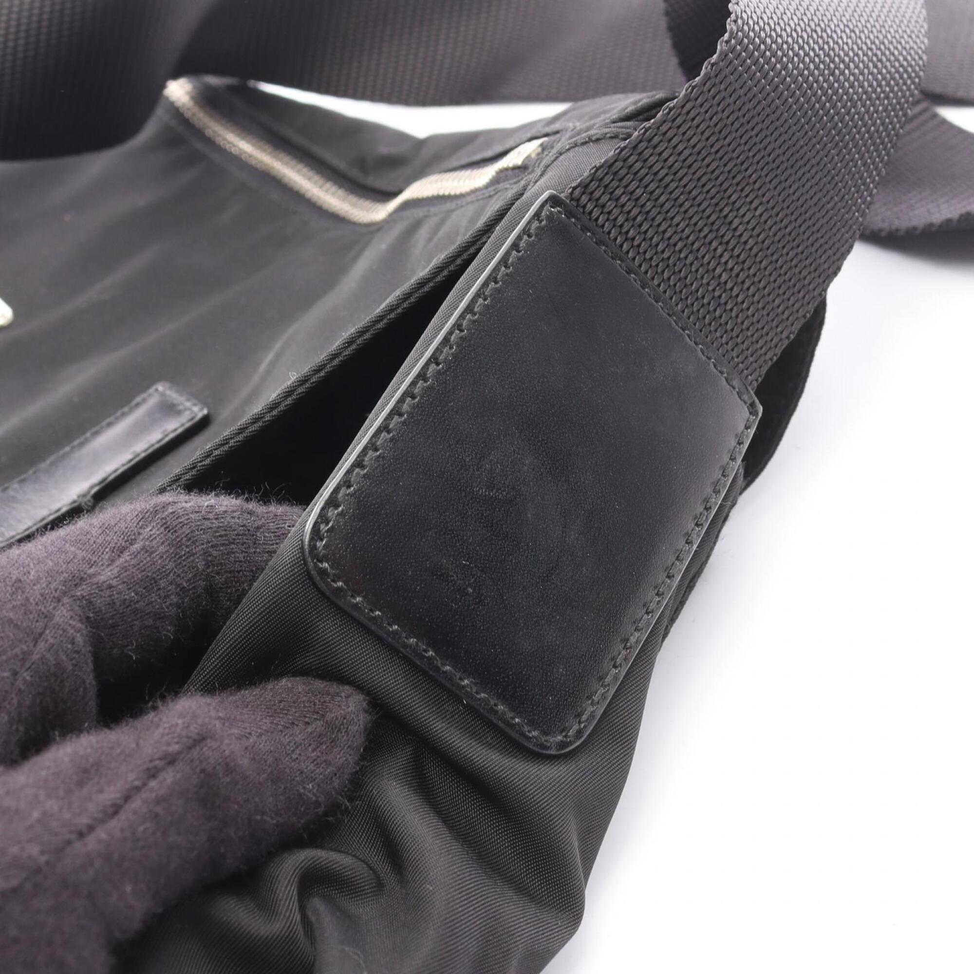 Prada Black Nylon Saffiano Triangle Handbag Shoulder Bag (Pre-Owned)