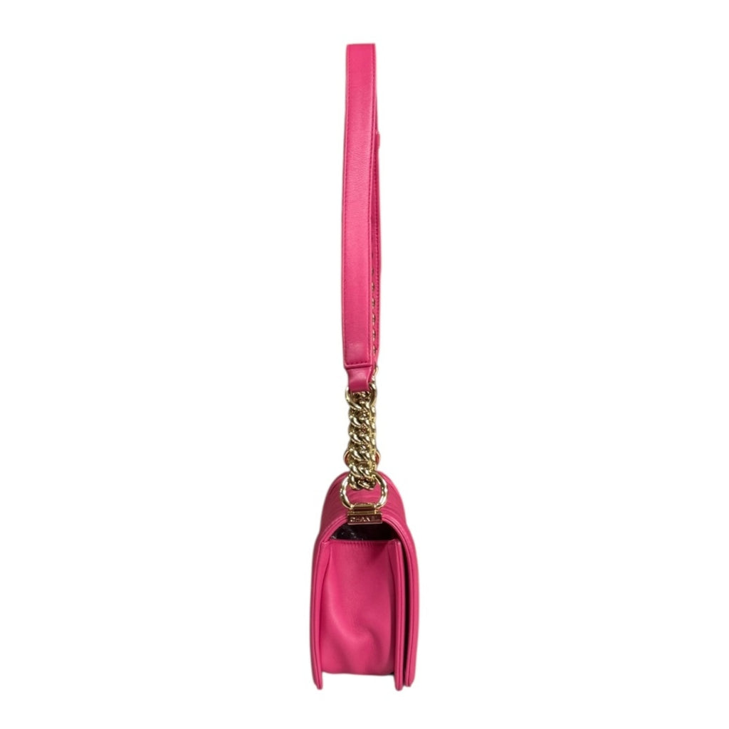 Chanel Pink Leather Shoulder Bag (Pre-Owned)
