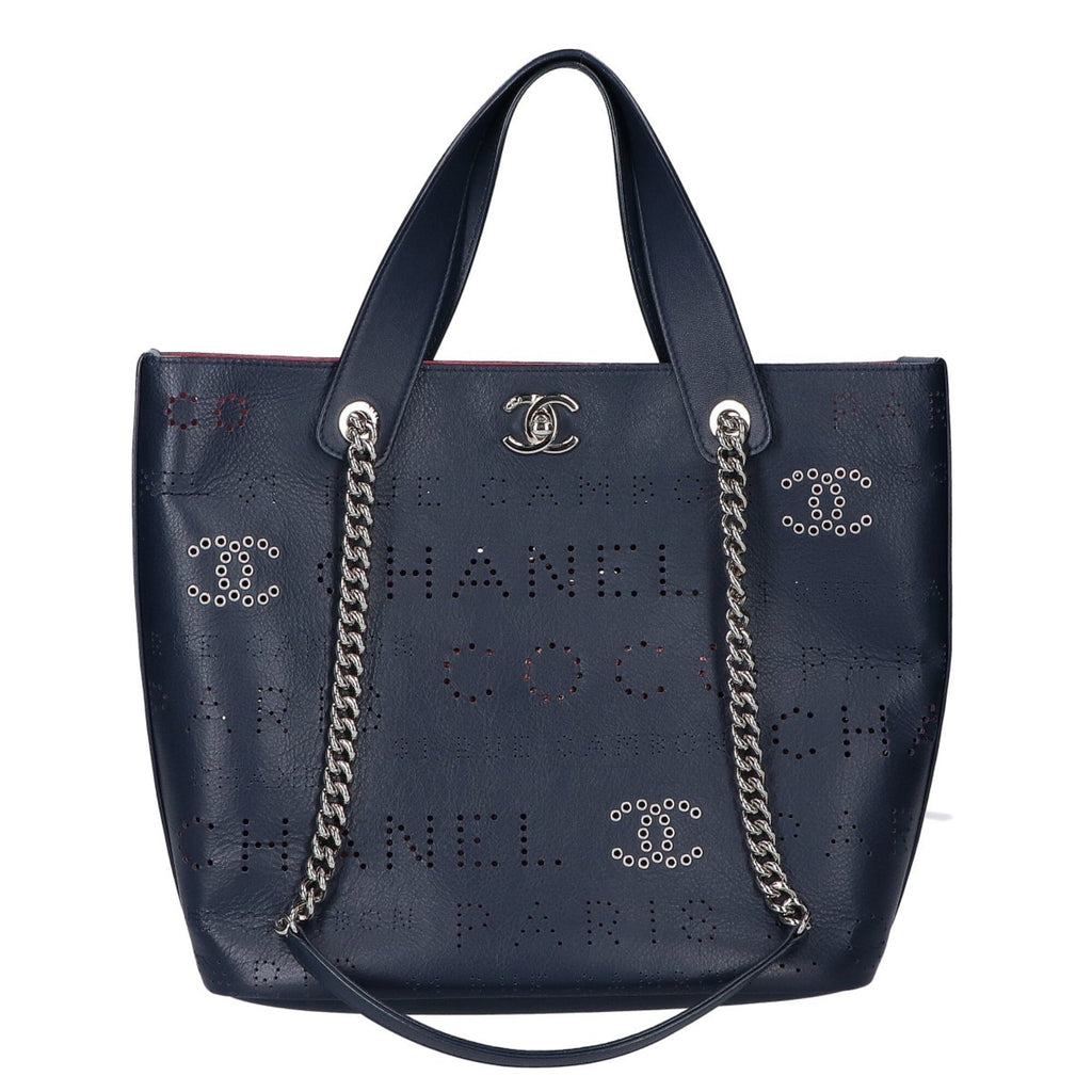 Chanel Navy Leather Handbag (Pre-Owned)