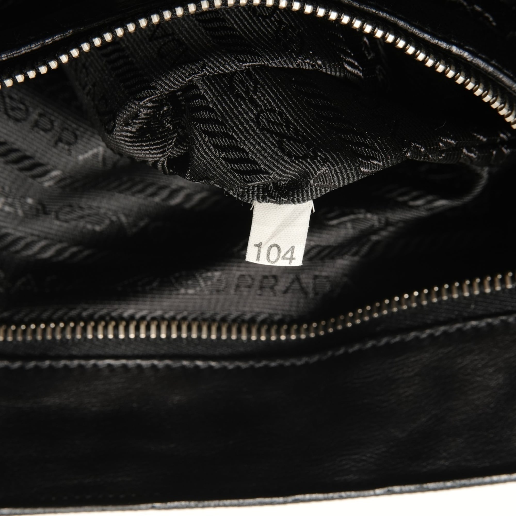 Prada Black Nylon Leather Shoulder Bag (Pre-Owned)