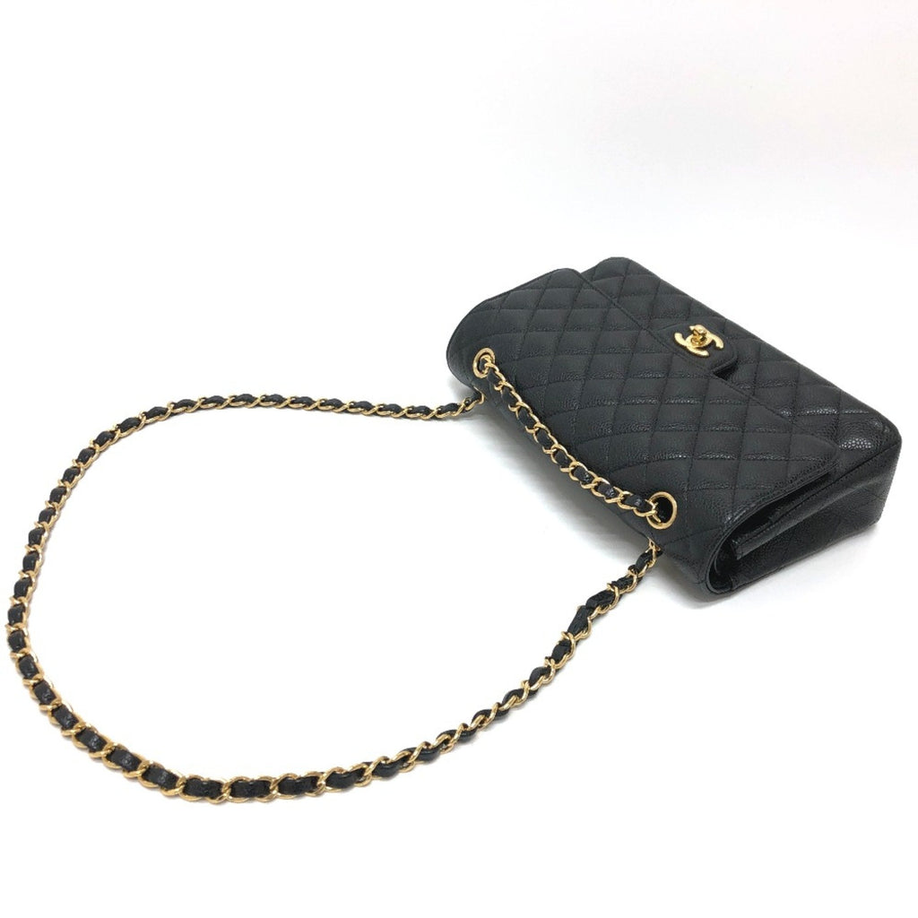 Chanel Black Leather Shoulder Bag (Pre-Owned)