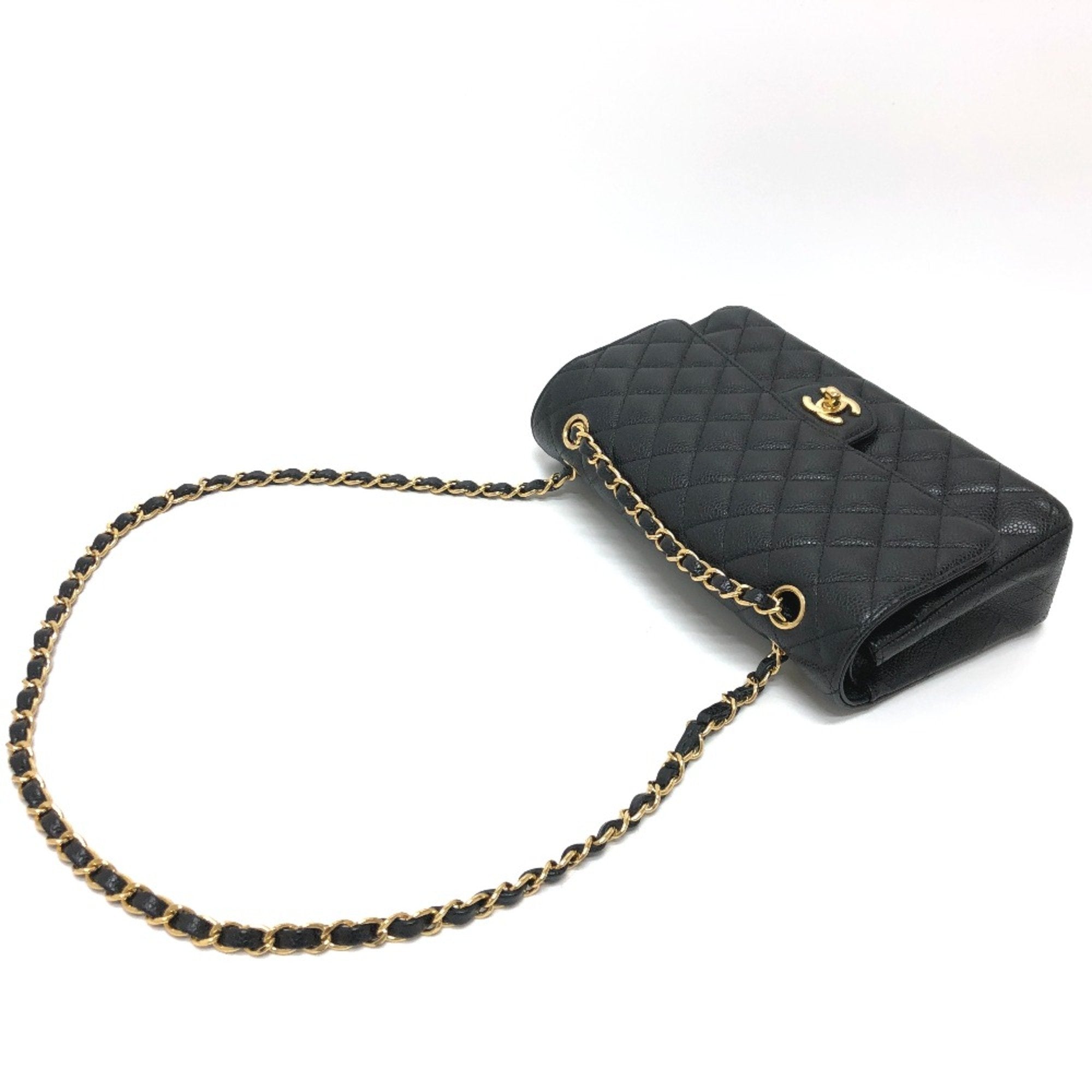 Chanel Black Leather Shoulder Bag (Pre-Owned)