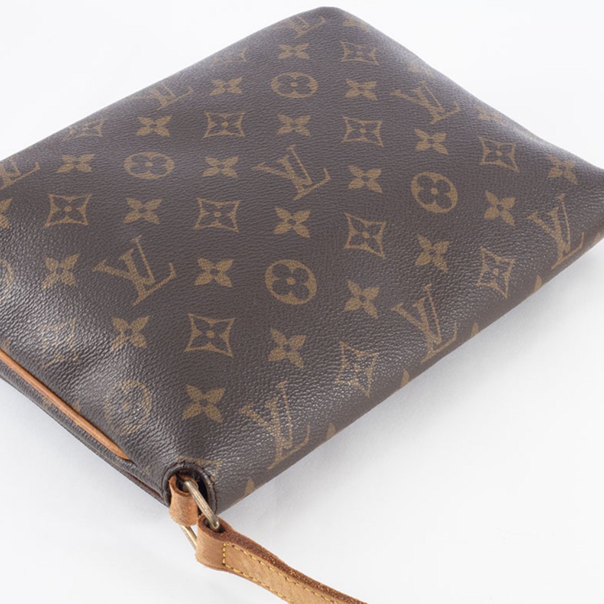 Louis Vuitton Brown Monogram Monogram Canvas Shoulder Bag (Pre-Owned)