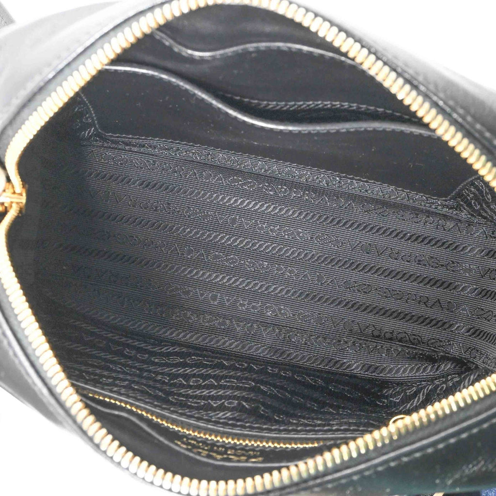 Prada Black Leather Shoulder Bag (Pre-Owned)
