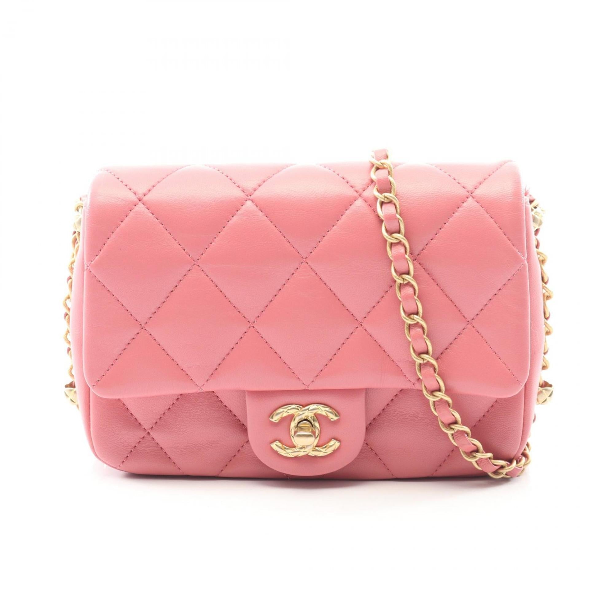 Chanel Pink Leather Shoulder Bag (Pre-Owned)