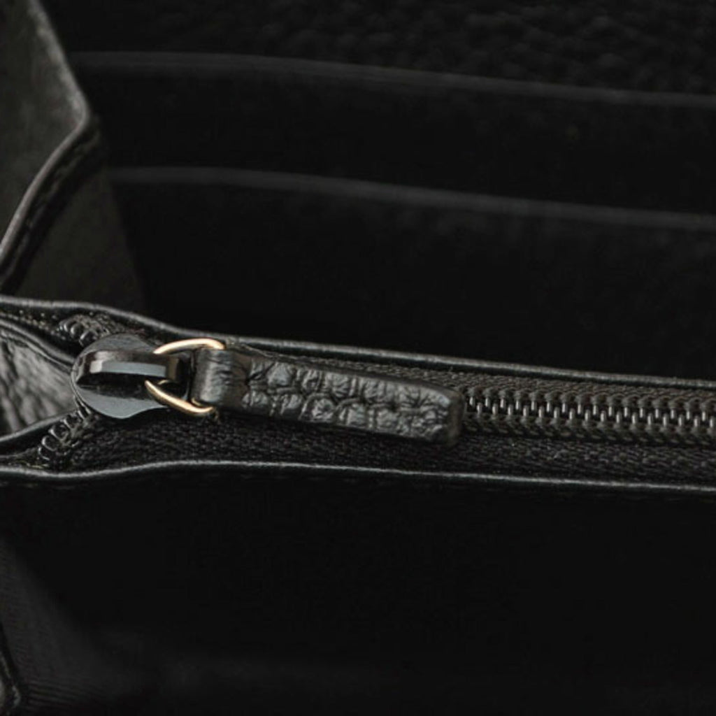 Gucci Black Leather Long Wallet (Bi-Fold) (Pre-Owned)