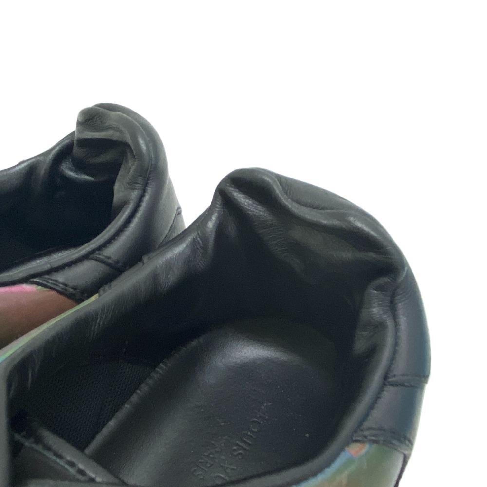 Louis Vuitton Black Sneakers (Pre-Owned)