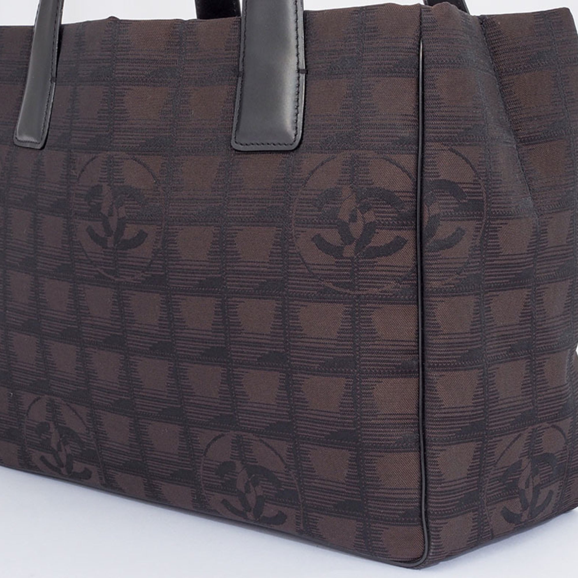 Chanel New Travel Line Brown Jacquard Leather Tote Bag (Pre-Owned)