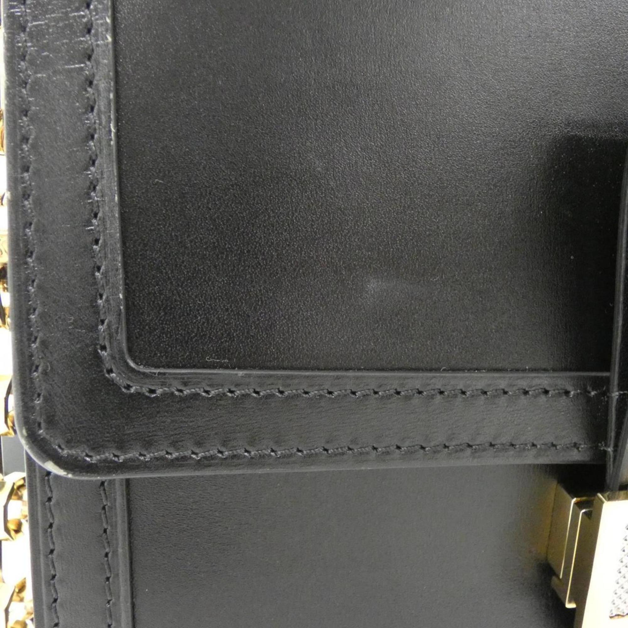 Louis Vuitton Black Leather Shoulder Bag (Pre-Owned)