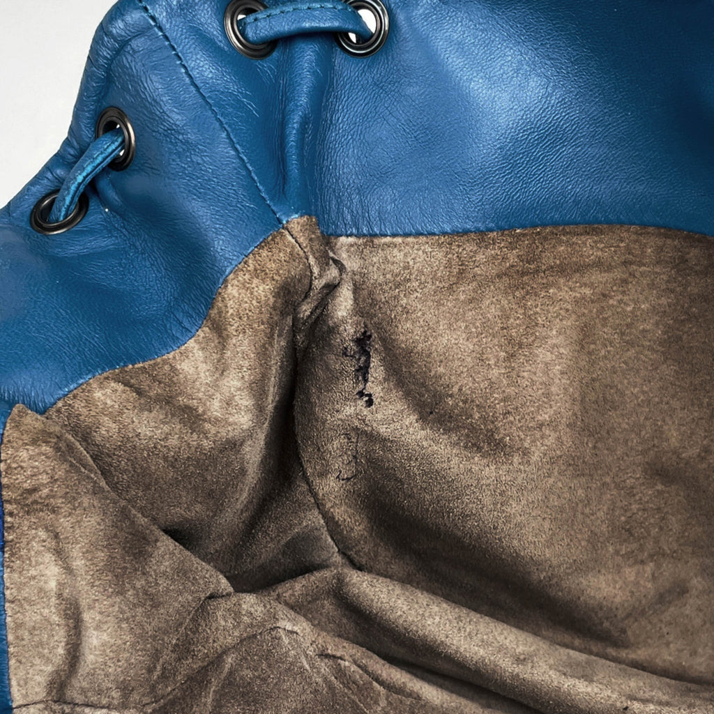 Bottega Veneta Blue Leather Shoulder Bag (Pre-Owned)