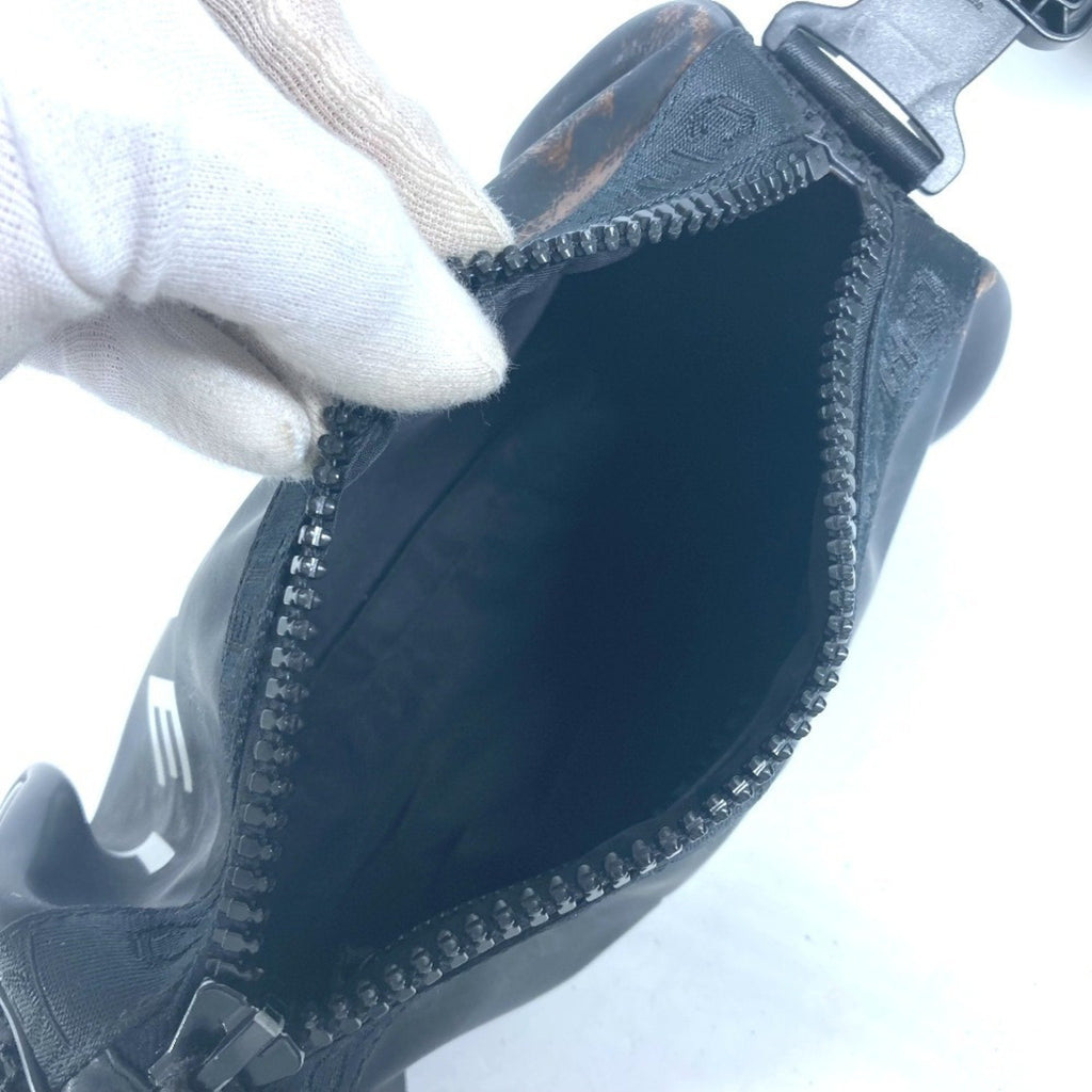 Chanel Black White Rubber Shoulder Bag (Pre-Owned)