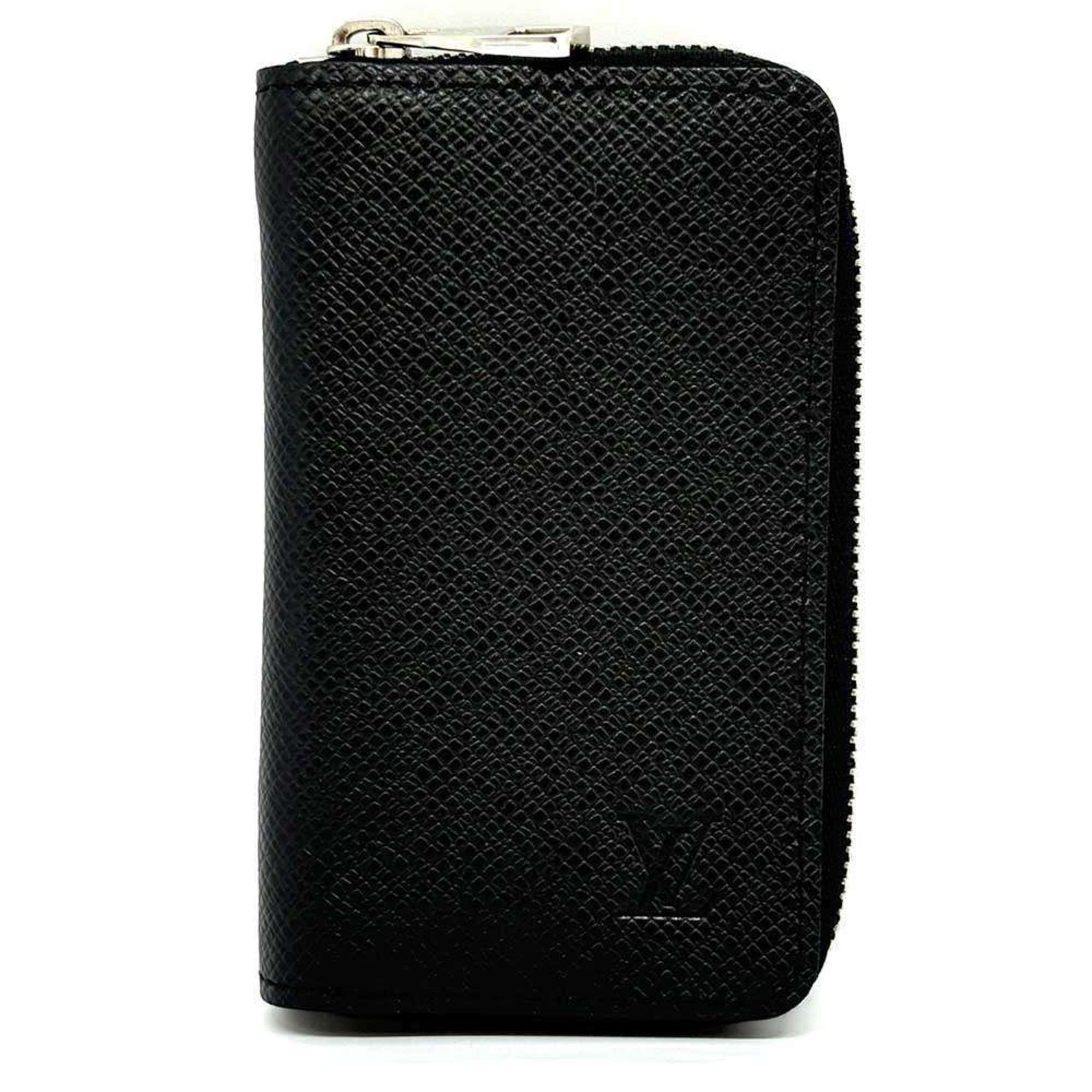 Louis Vuitton Taiga Leather Coin Purse/Coin Case (Pre-Owned)