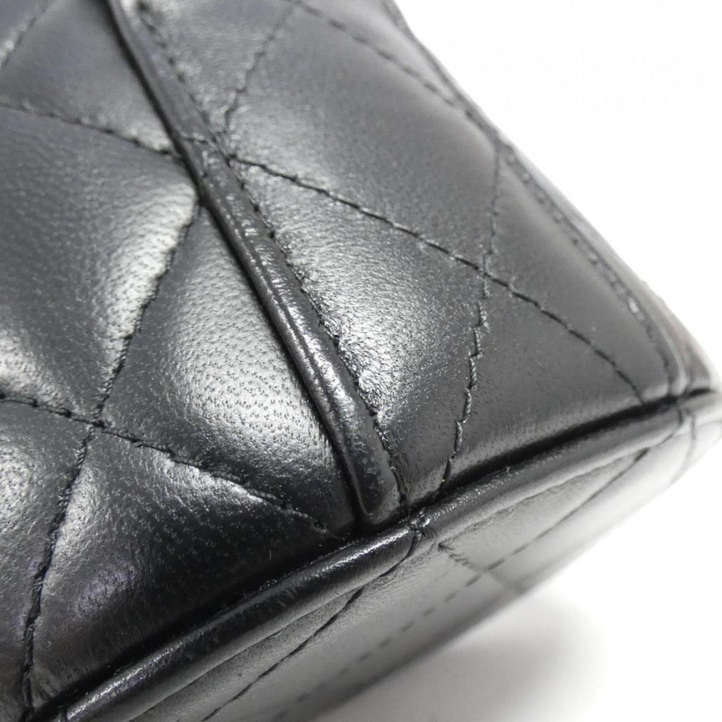 Chanel Black Leather Shoulder Bag (Pre-Owned)