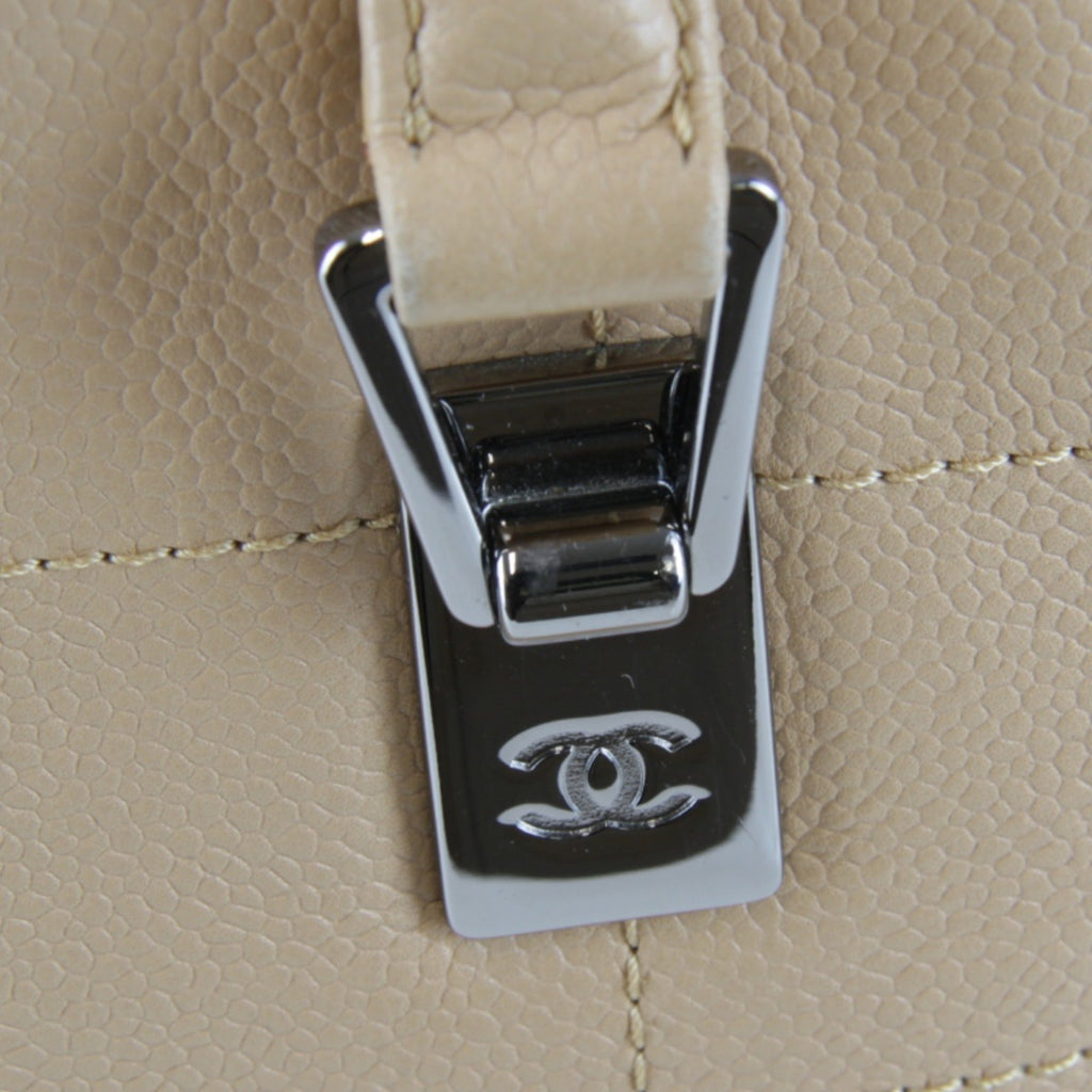 Chanel Beige Leather Tote Bag (Pre-Owned)
