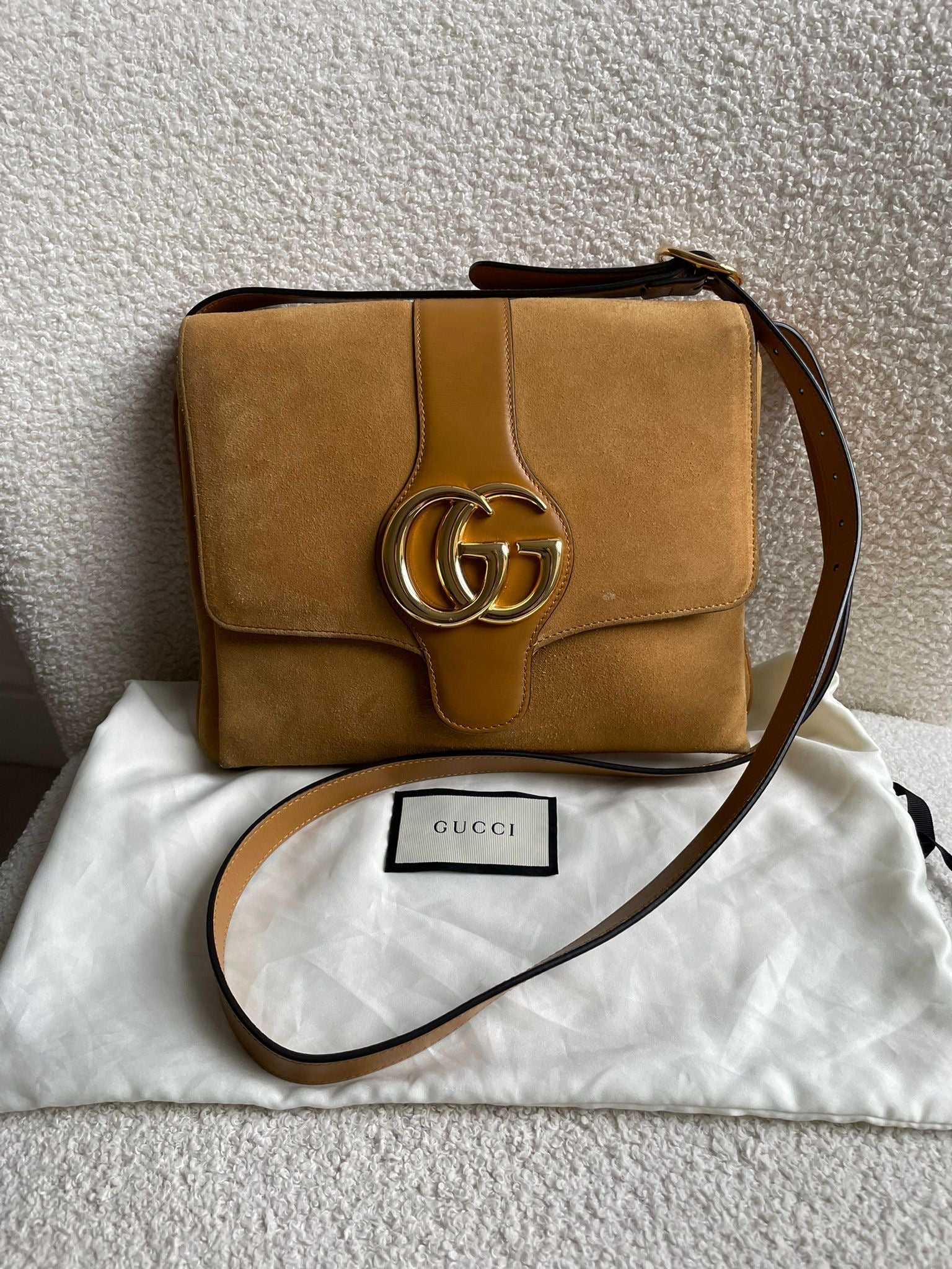 Gucci Arli Shoulder Bag