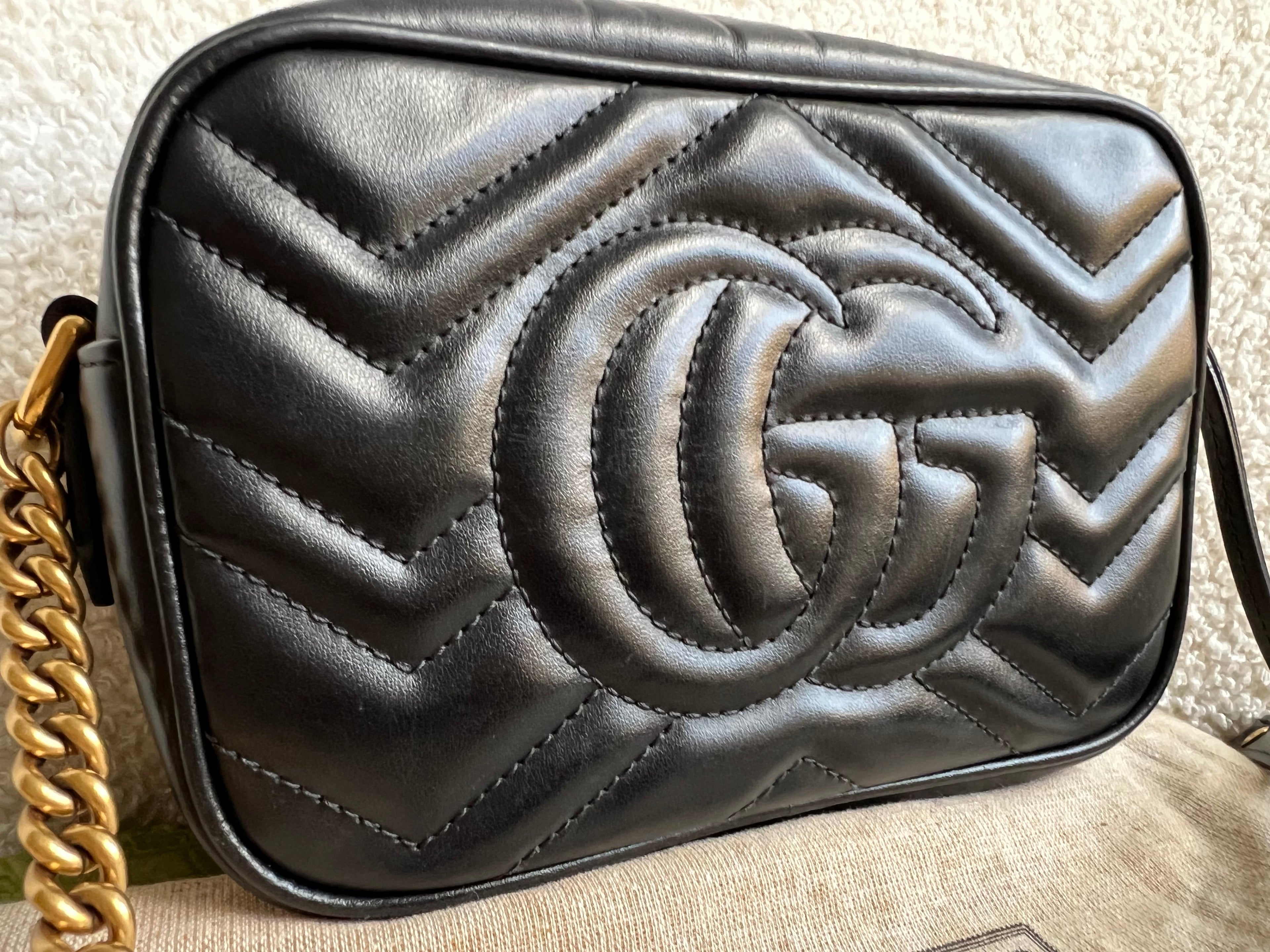 Gucci GG Black Marmont Mini Shoulder Bag (RRP £1,360)