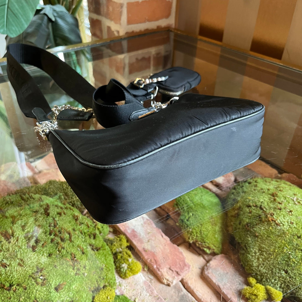 PRADA Re-Edition 2005 Black Nylon Crossbody
