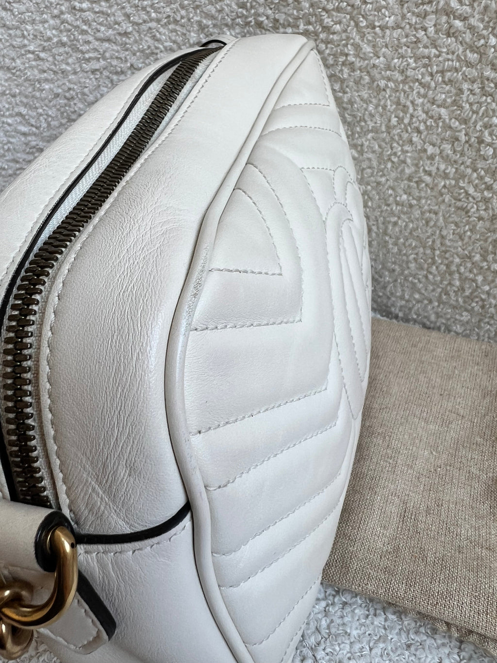 Gucci GG White Marmont Small Shoulder Bag (RRP £1440)