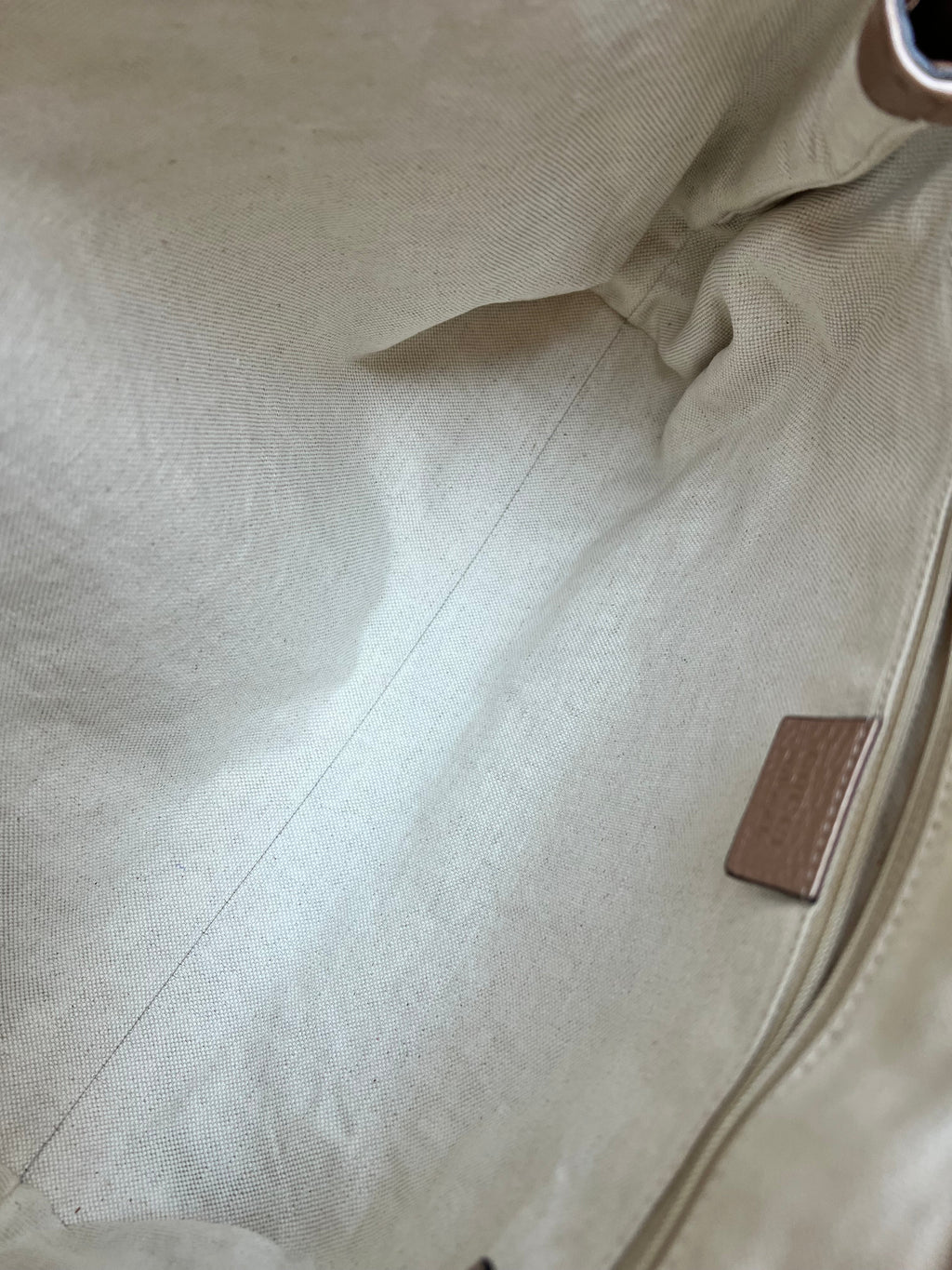 Gucci Winter Rose Leather Medium Sukey Tote Bag
