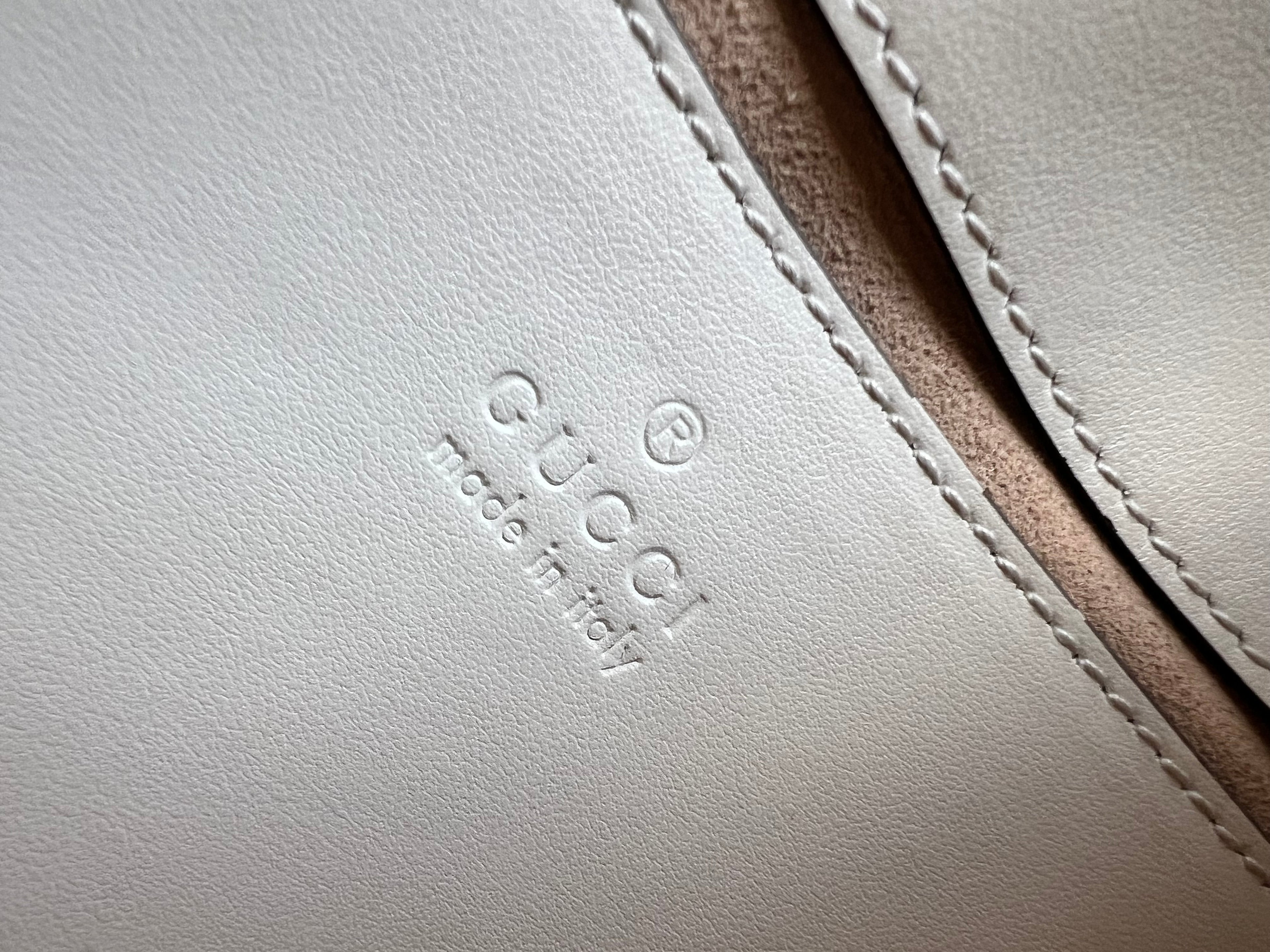 Gucci GG White Marmont Mini Shoulder Bag (RRP £1,890)